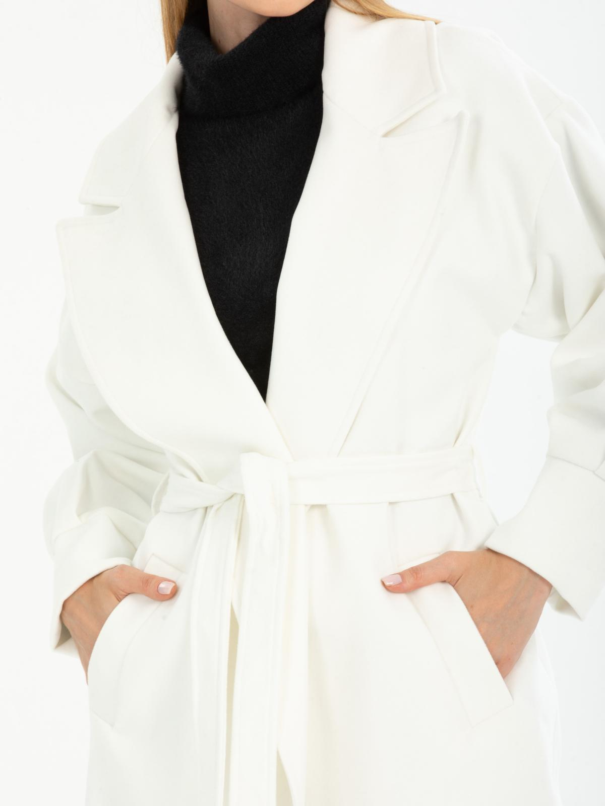 Women coat with belt wholesale White color 670478