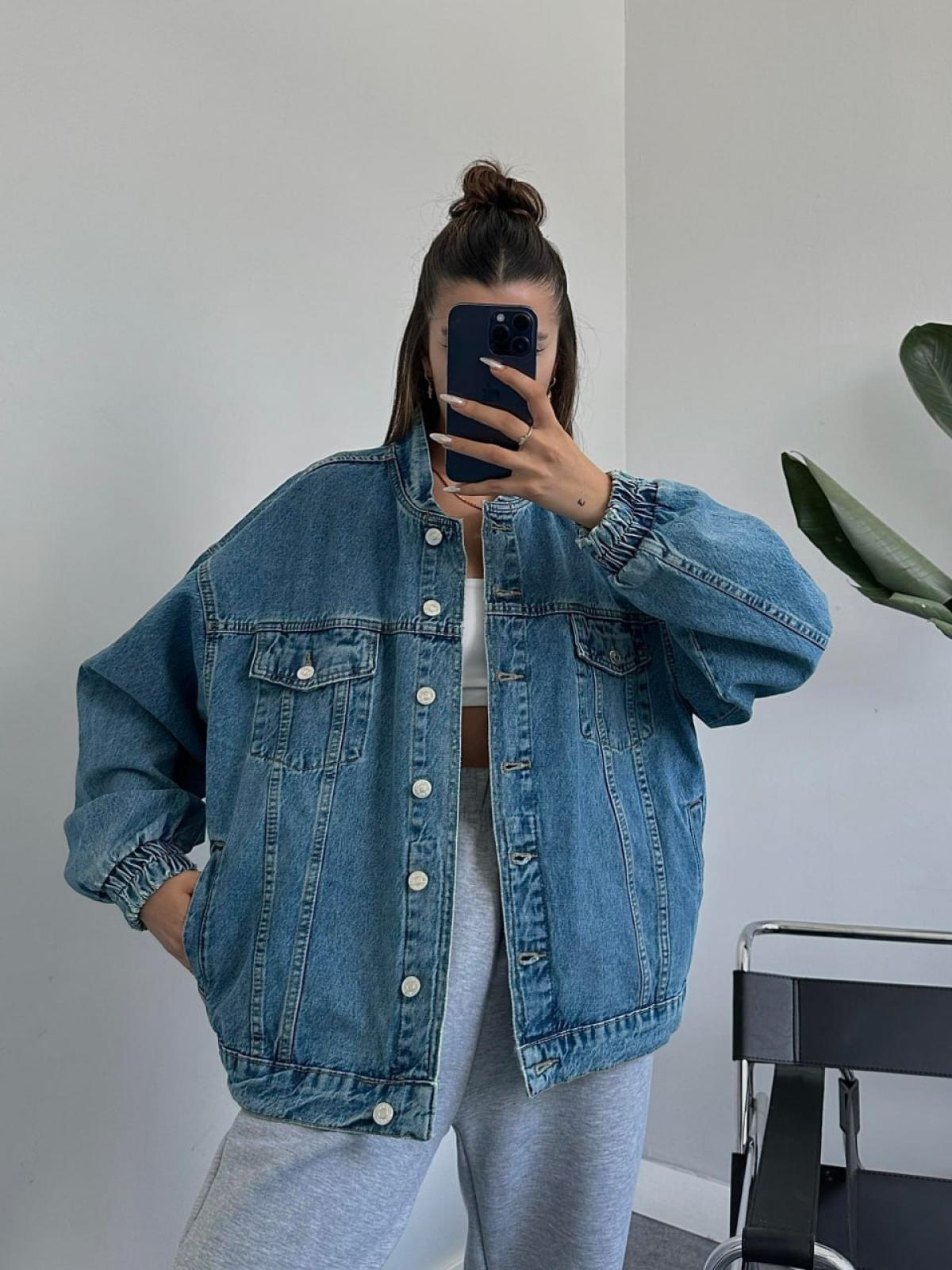 Women denim jacket wholesale Blue color 673679