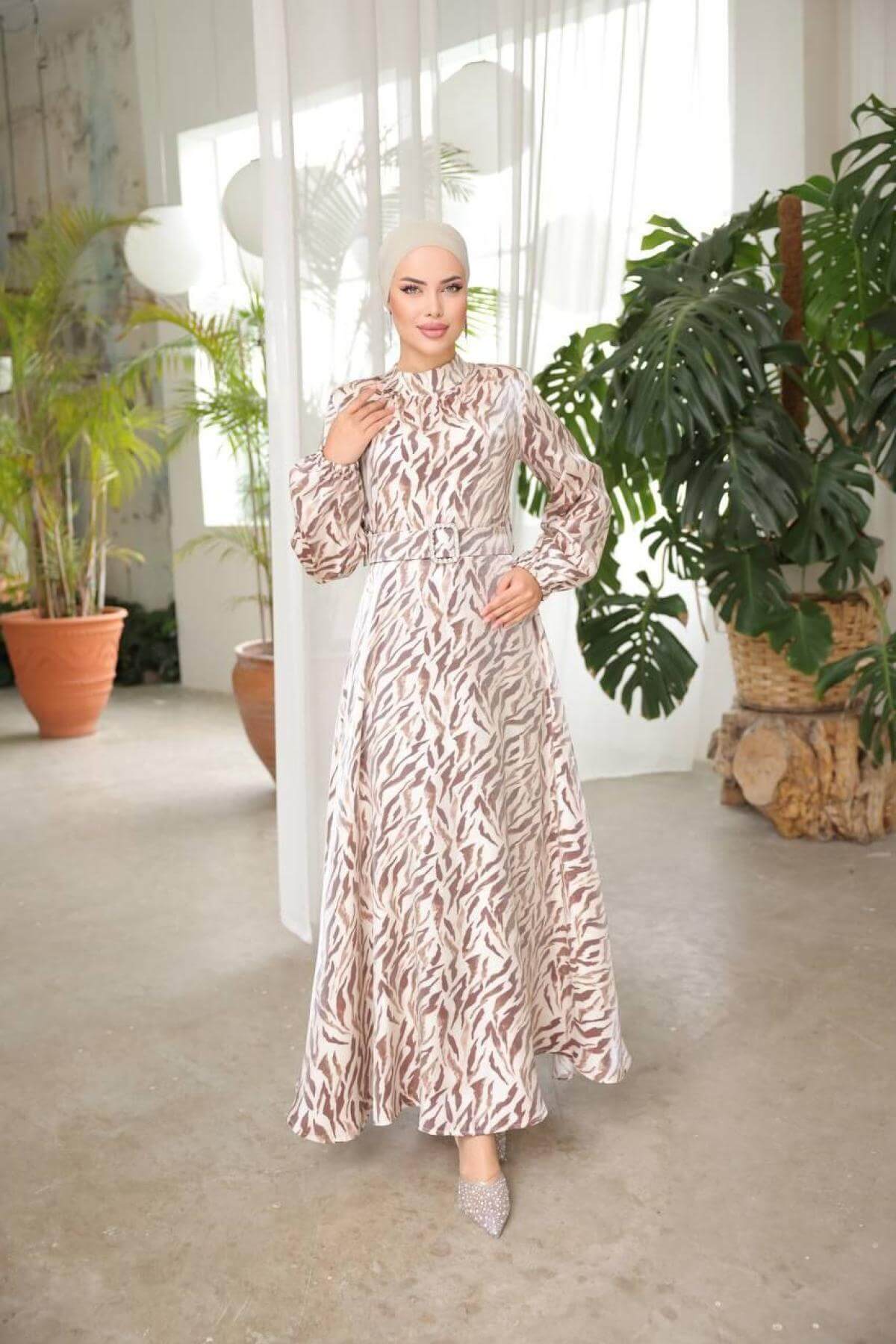 Women hijab maxi dress wholesale Brown color 697340