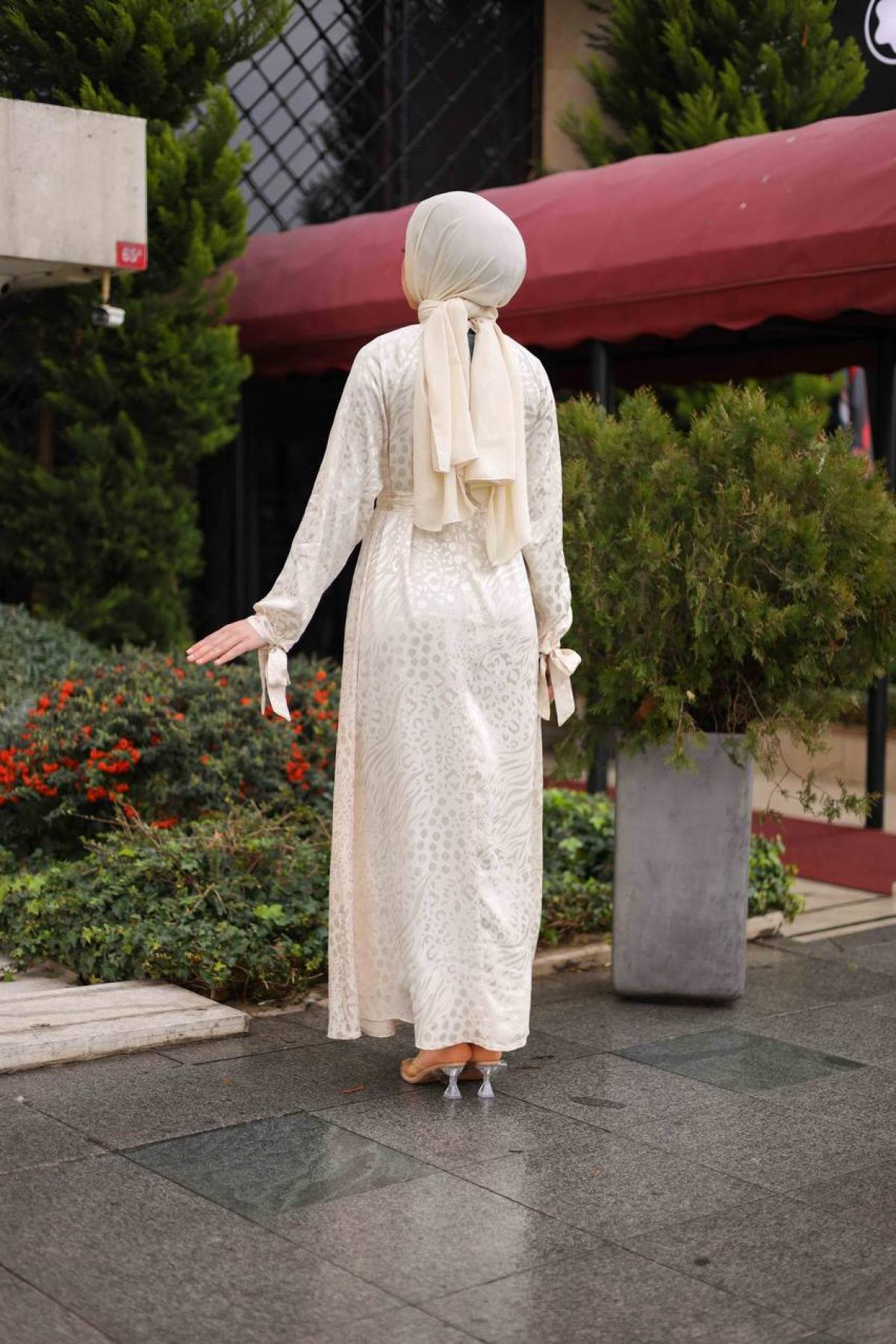 Women hijab maxi dress wholesale White color 695684