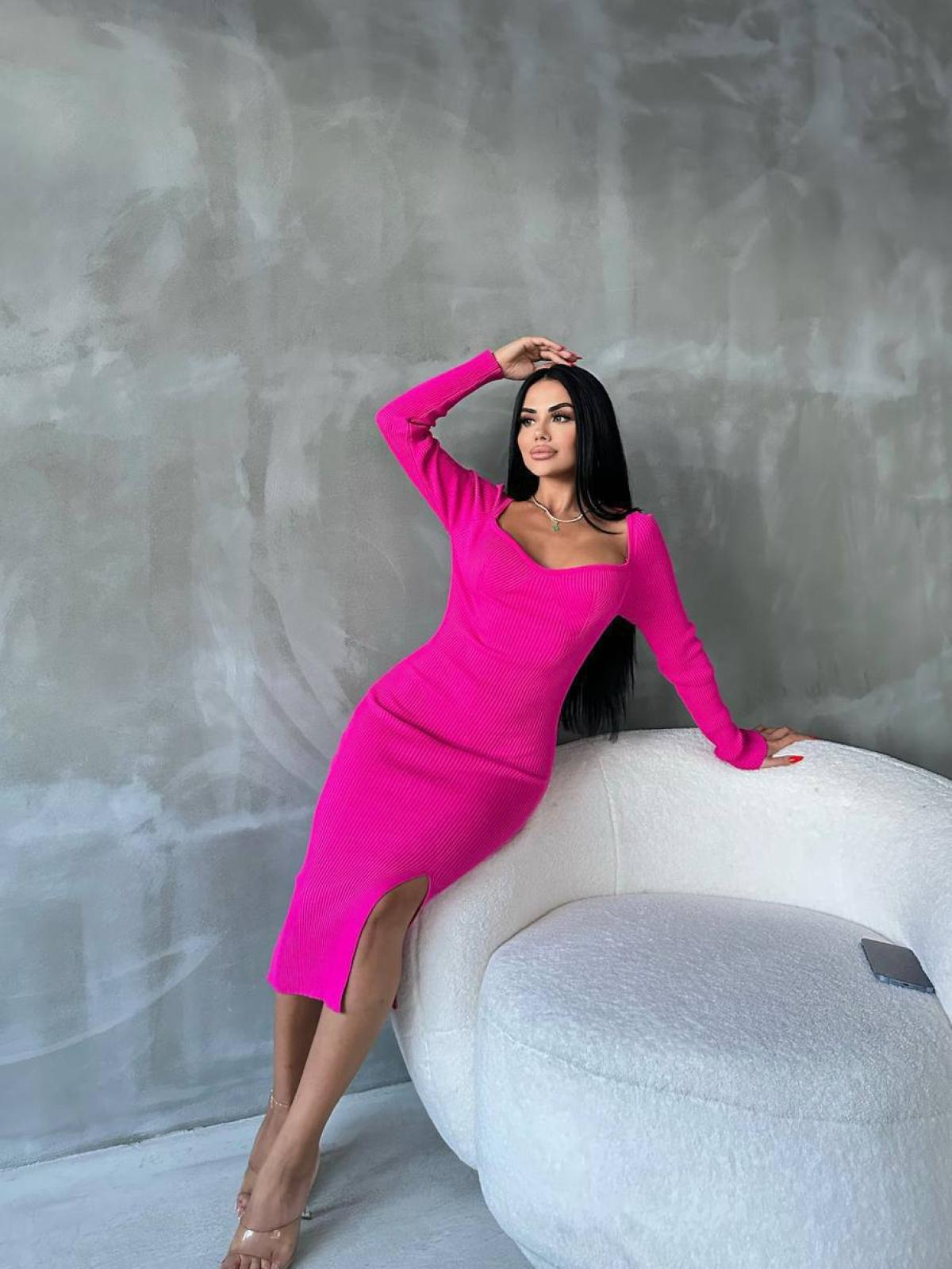 Women long-sleeve heart-neck midi dress wholesale Fuchsia color