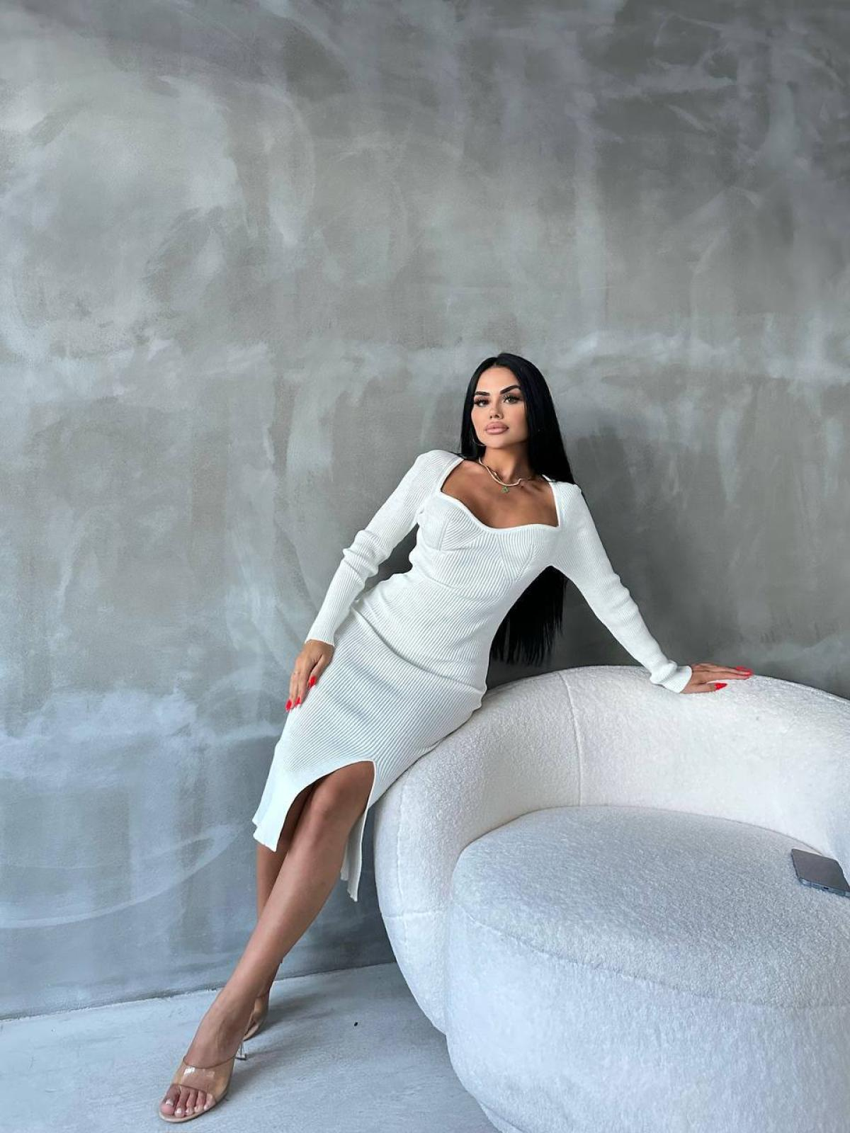 Women long-sleeve heart-neck midi dress wholesale White color