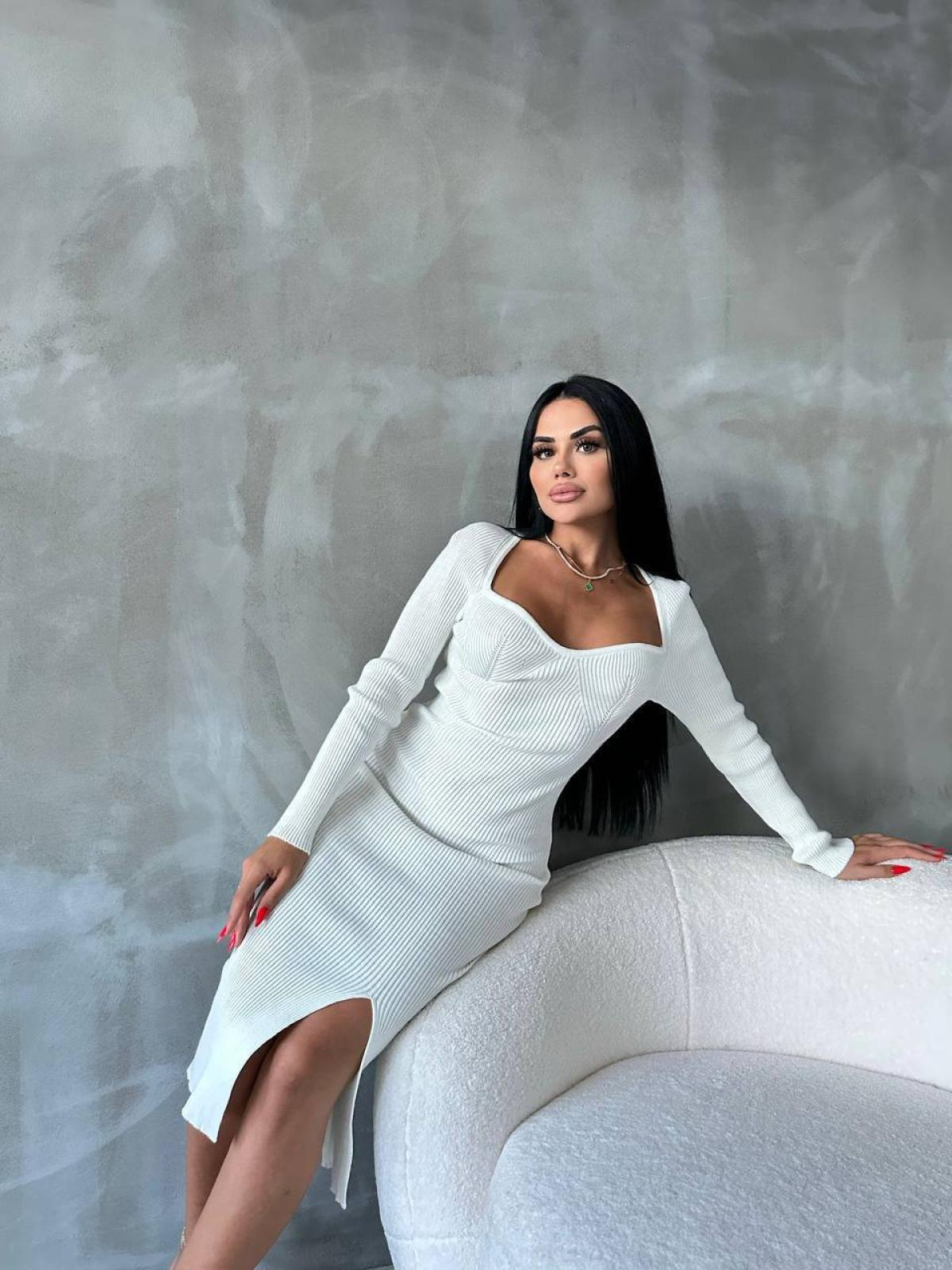 Women long-sleeve heart-neck midi dress wholesale White color