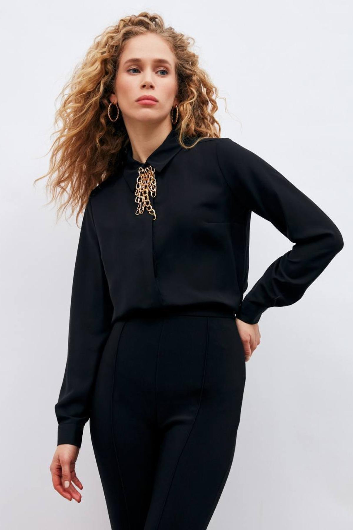 Women shirt wholesale Black color 699997