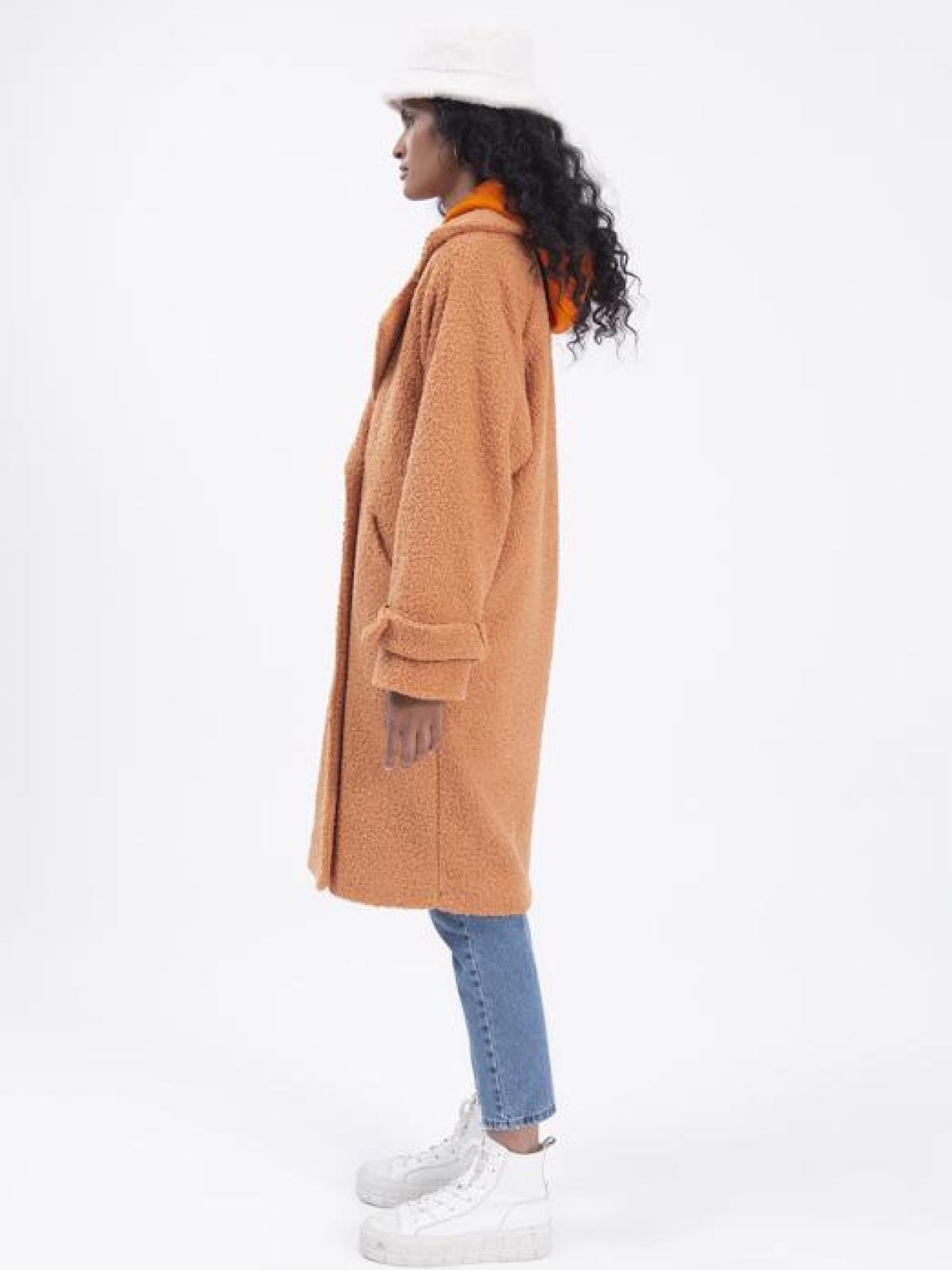 Women six-button curly coat wholesale Peach color 677856