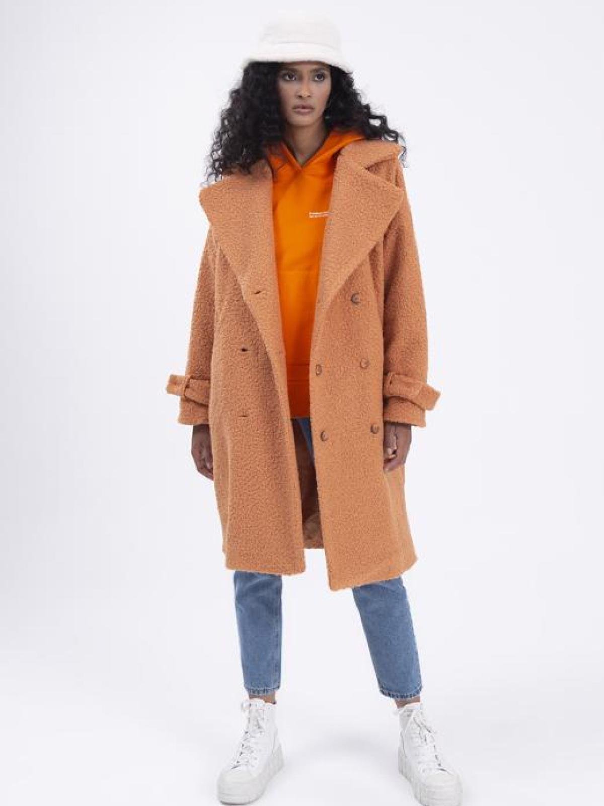 Women six-button curly coat wholesale Peach color 677856