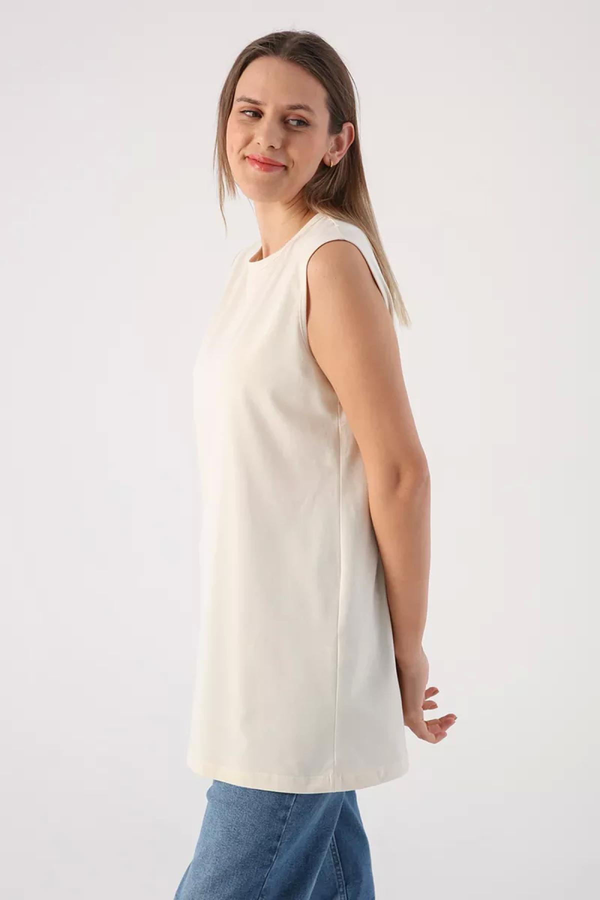 Women sleeveless t-shirt wholesale Off White color 695410