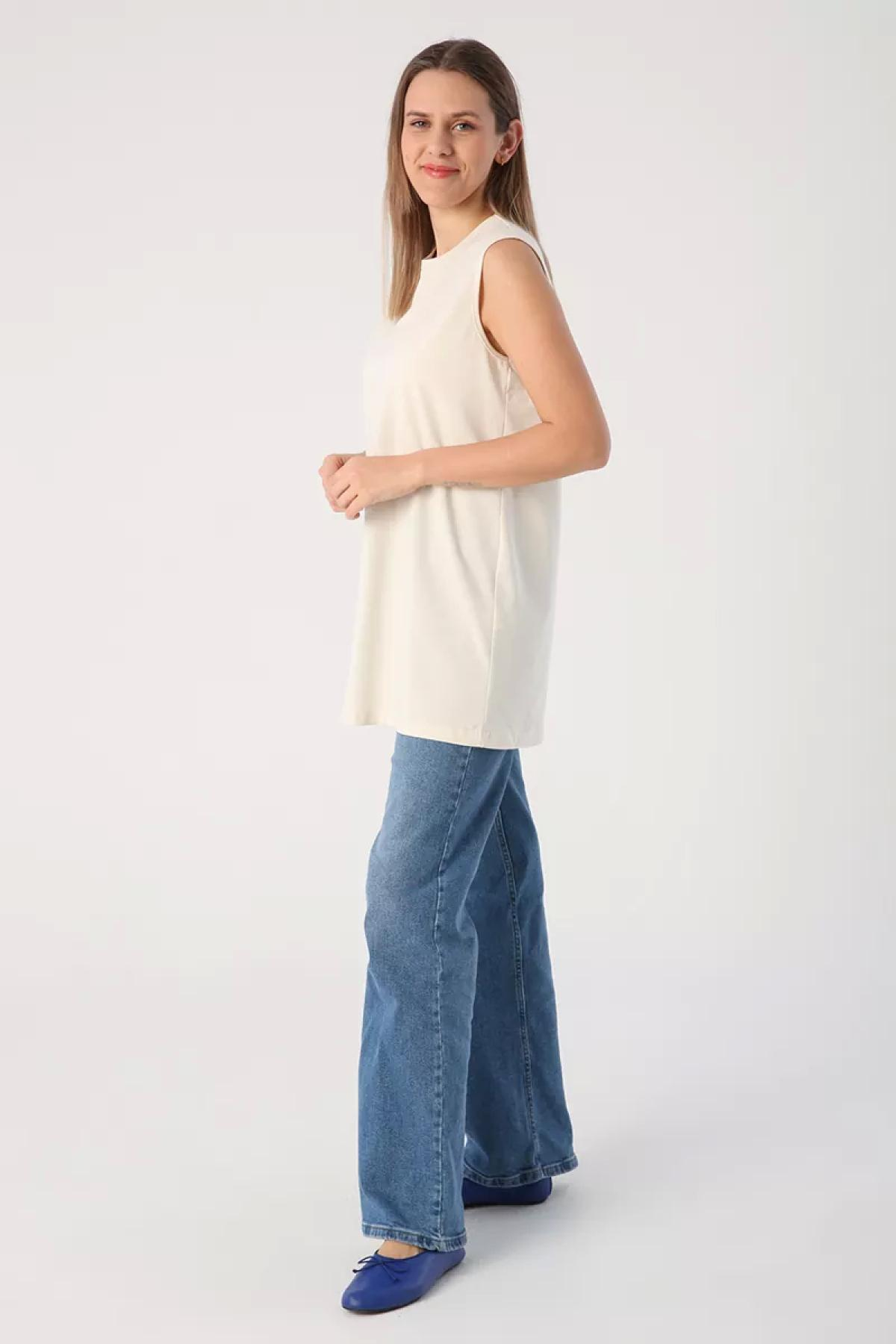 Women sleeveless t-shirt wholesale Off White color 695410