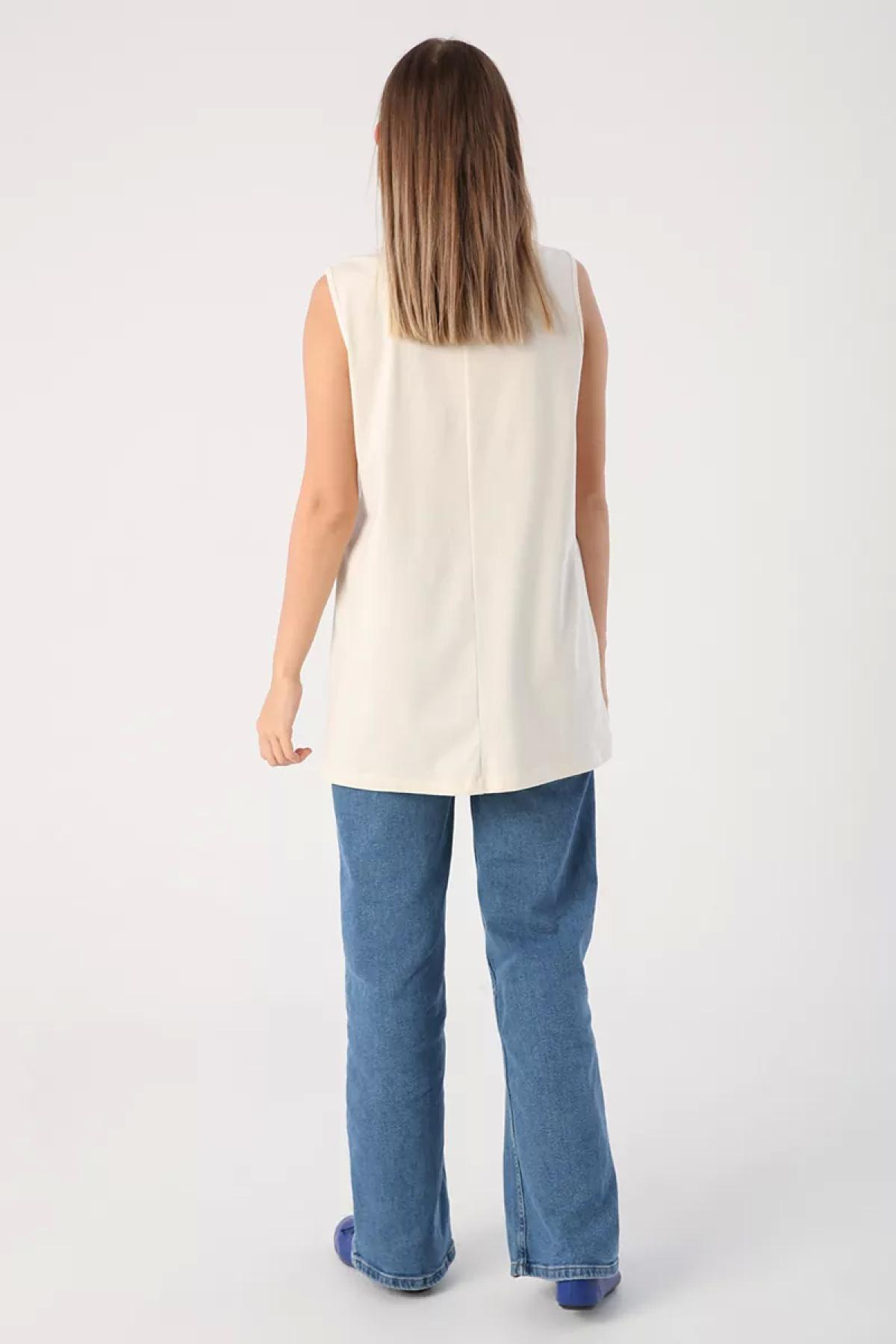 Women sleeveless t-shirt wholesale Off White color 695410