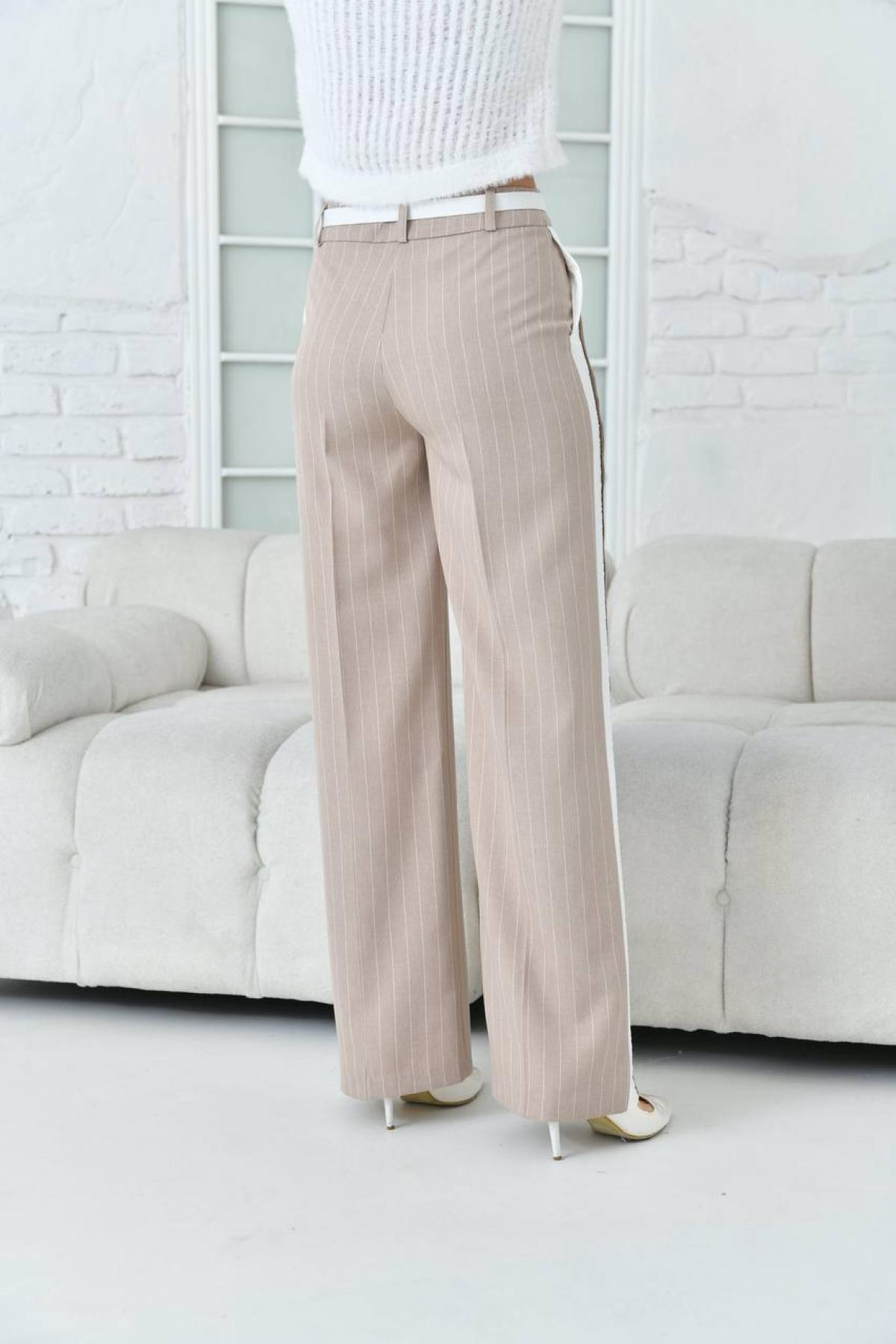 Women striped pants wholesale Beige color 697316