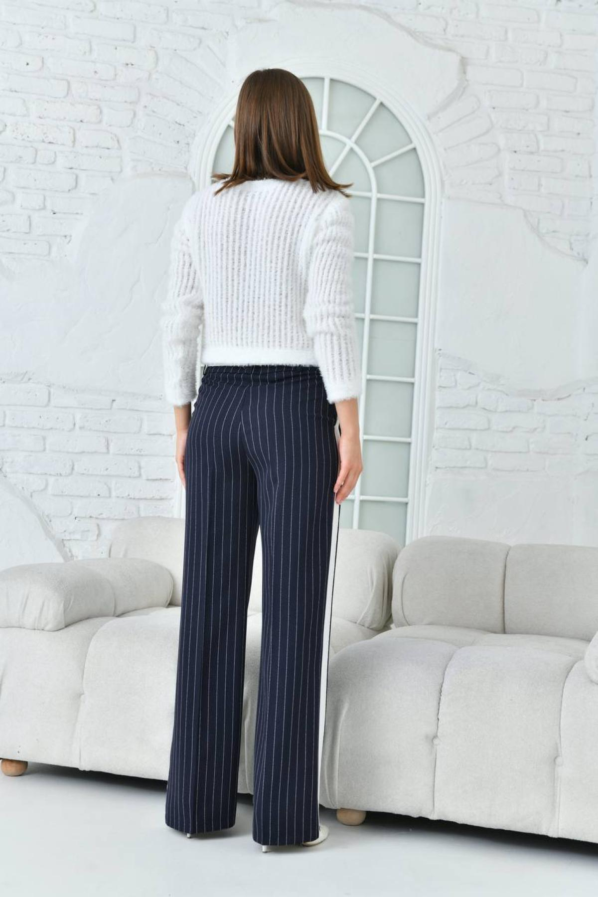 Women striped pants wholesale Navy color 697314