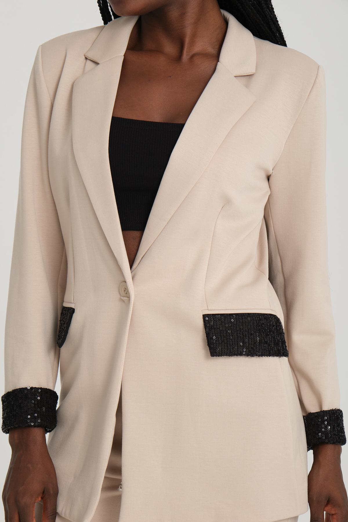 Women two-piece suit wholesale Cream color 698900