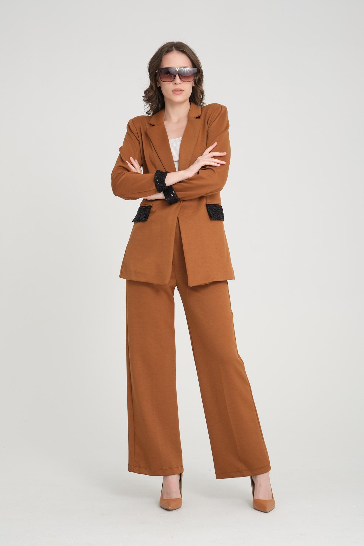 Women two-piece suit wholesale Tobacco Brown color 698902