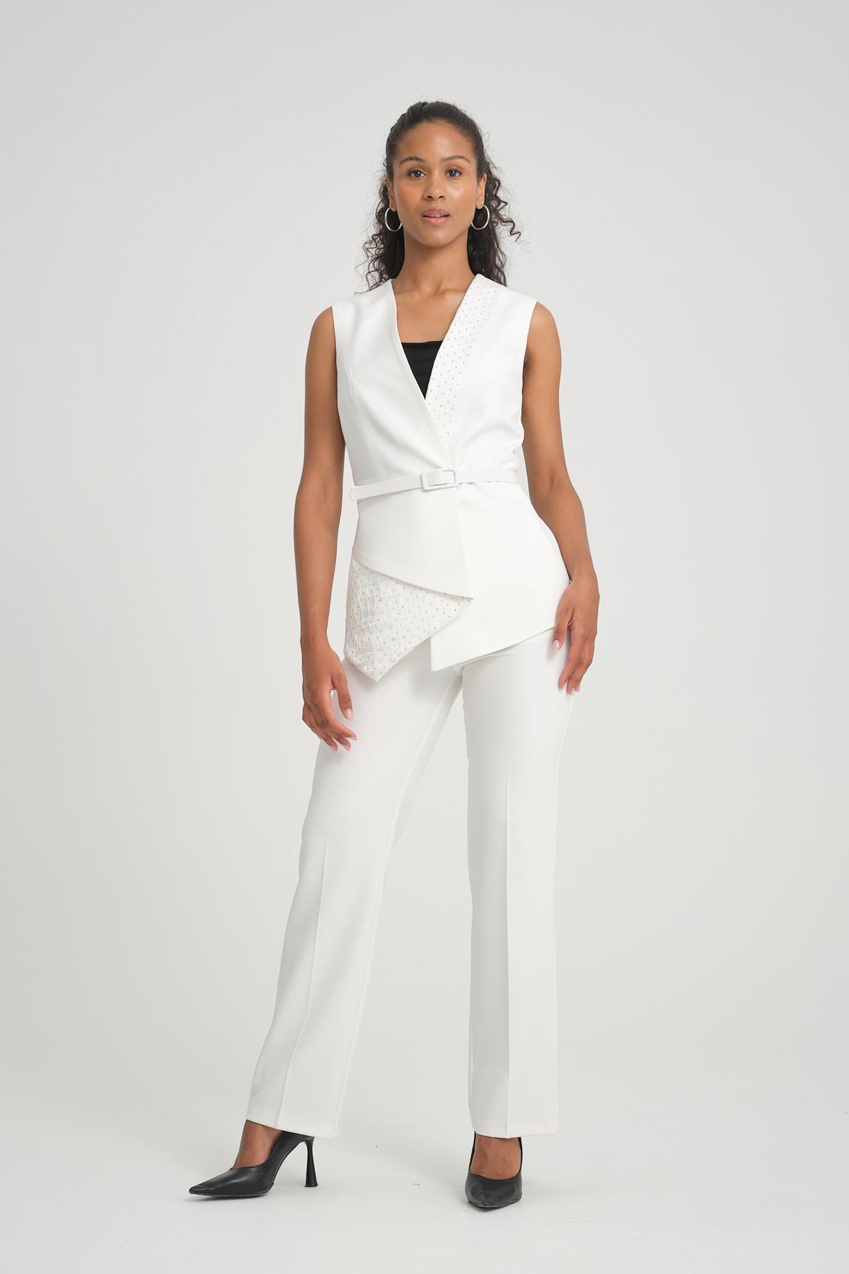 Women vest and pants suit Plus size wholesale White color 696679