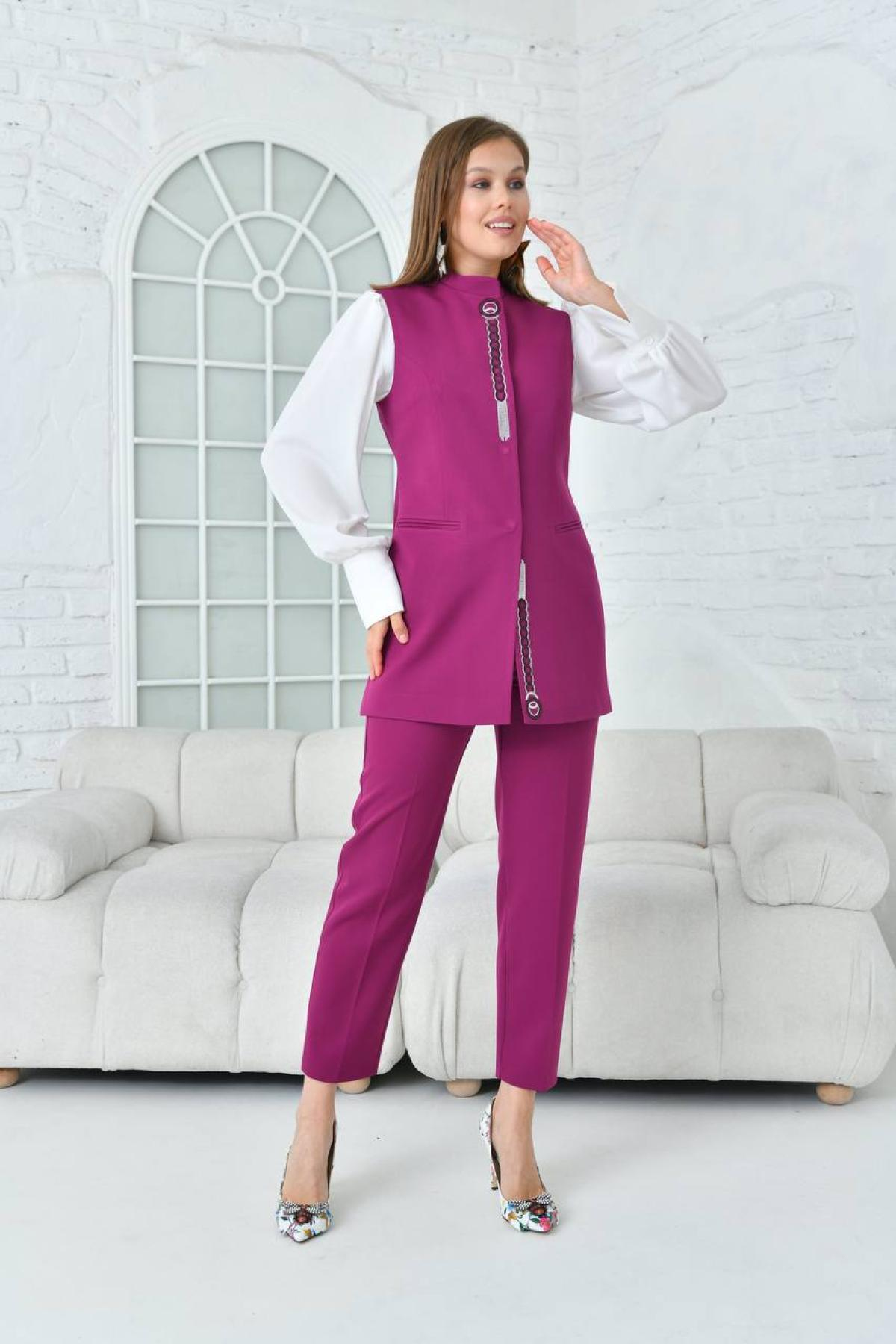 Women vest and pants suit wholesale Plum color 697273