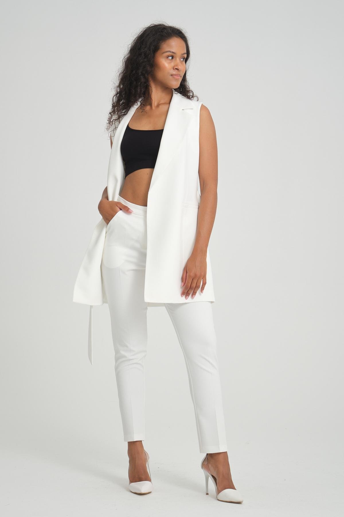 Women vest and pants suit wholesale White color 696684