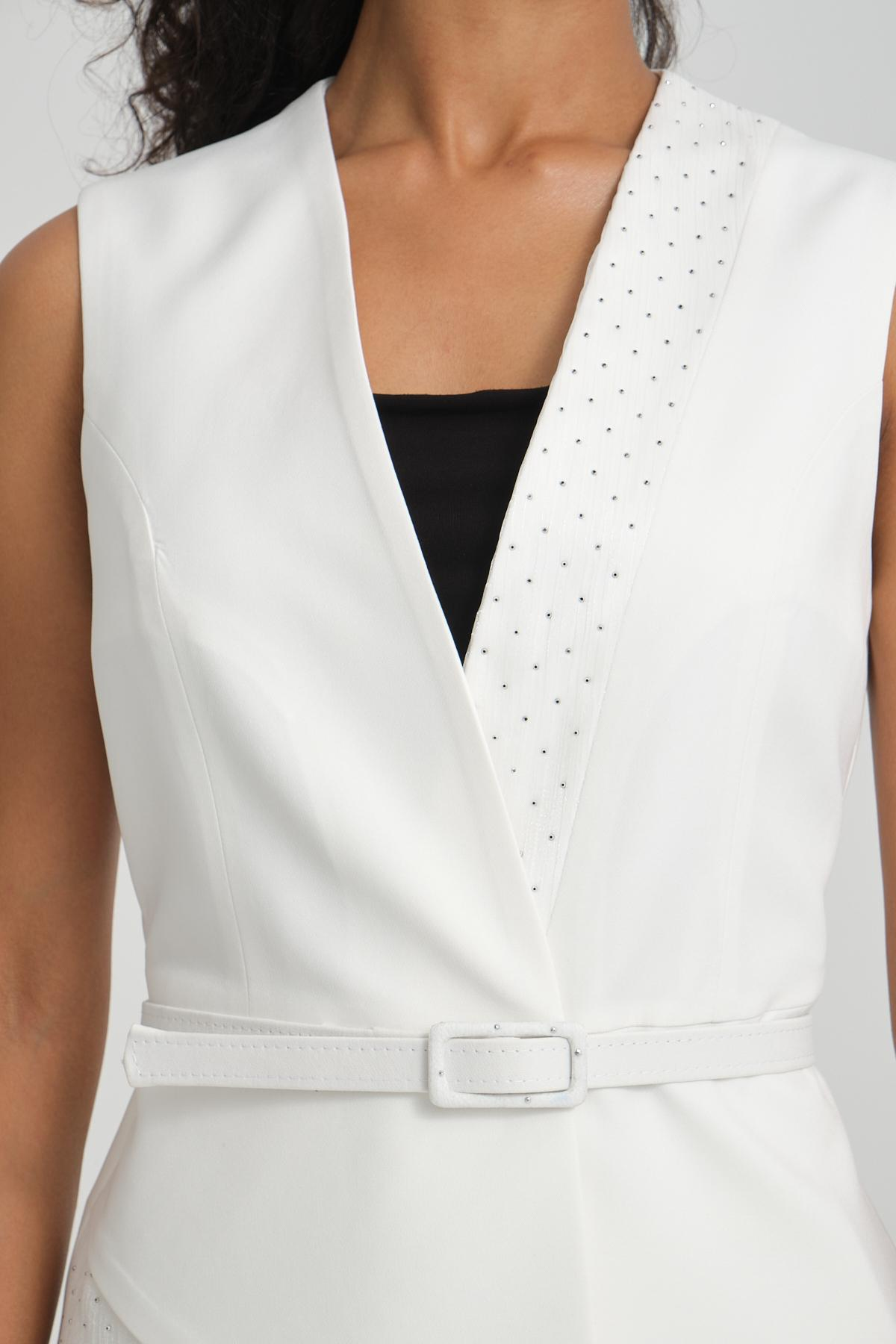 Women vest and pants suit wholesale White color 696674