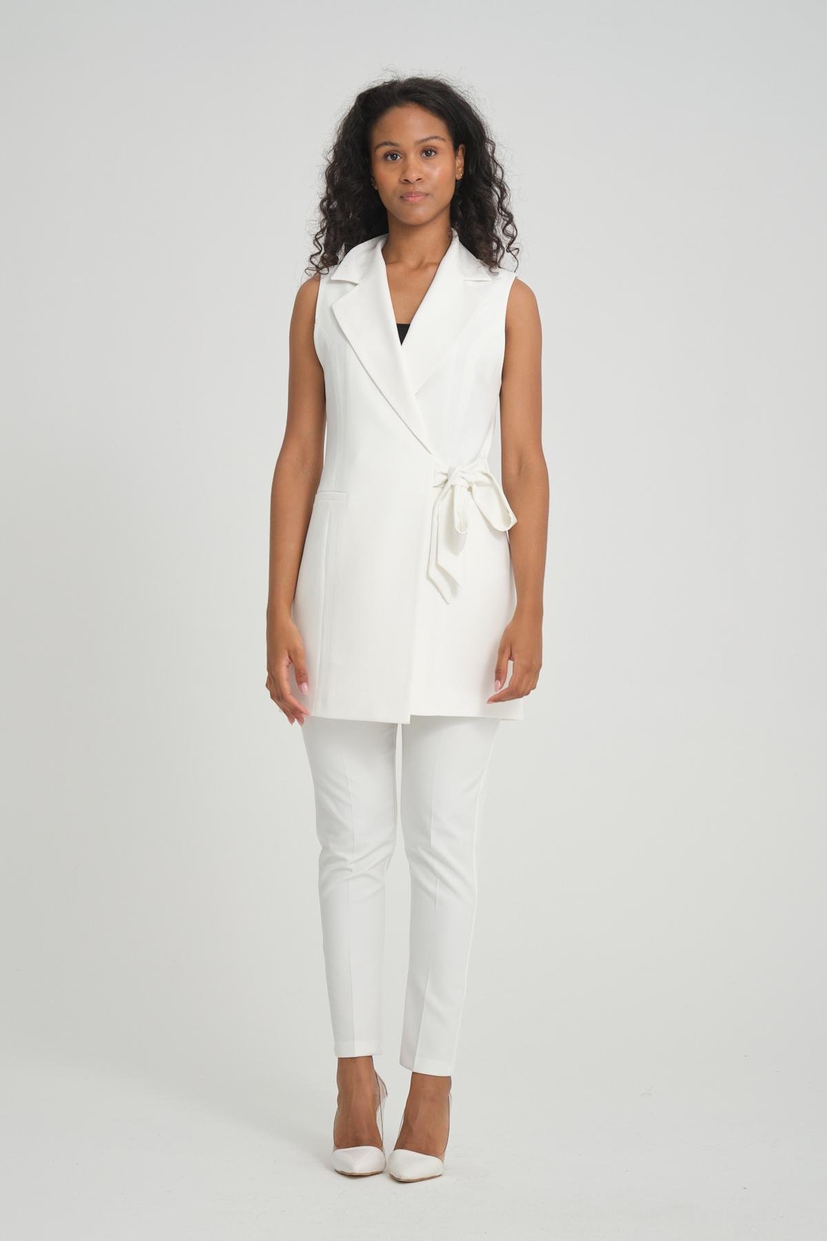 Women vest and pants suit wholesale White color 696684