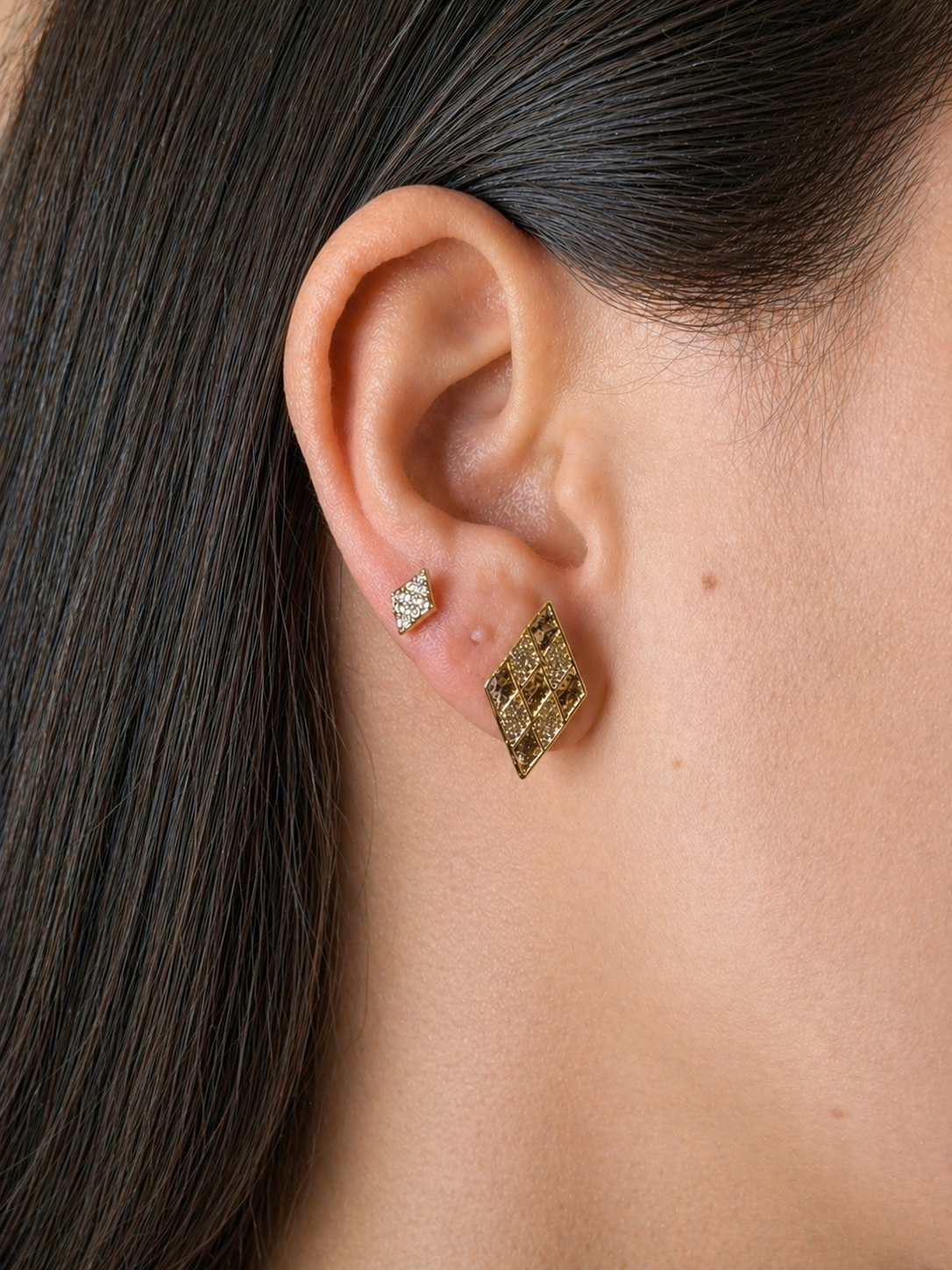 14K VIP Karo Model Mini Zirkon Taşlı Küpe ( Küçük Boy)