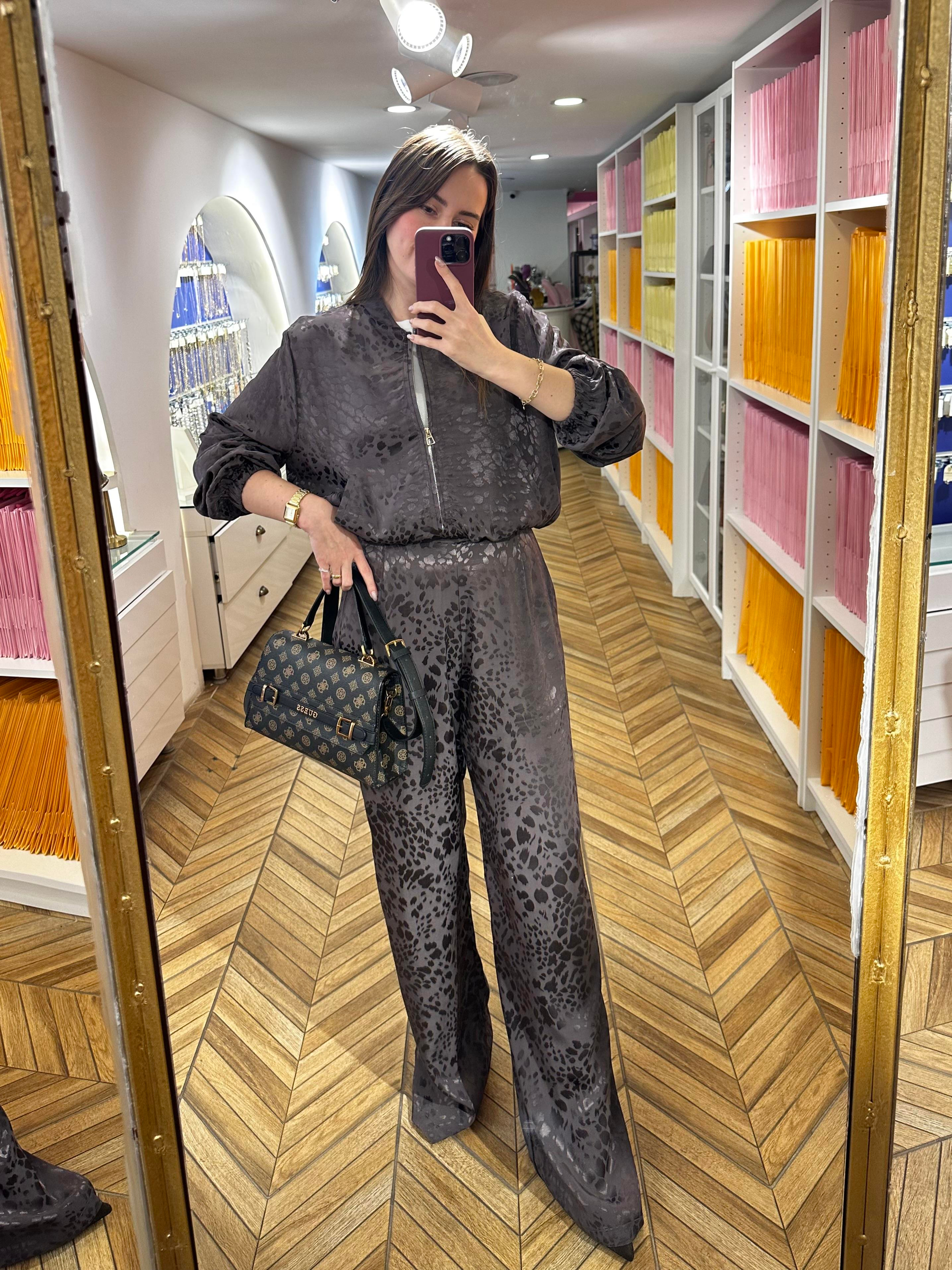 Desenli Saten Arka Lastikli Yan Fermuarlı Dökümlü Saten Pantolon