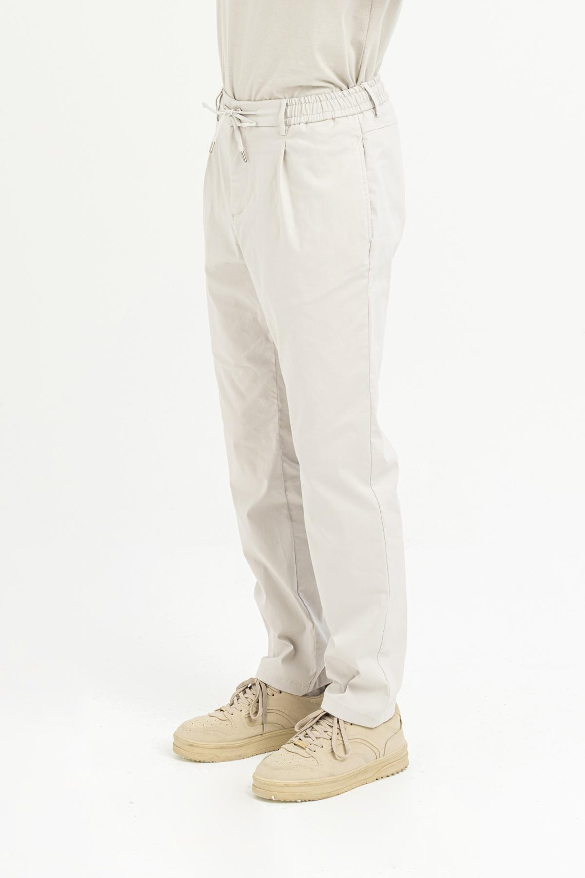 Beli Lastikli Arkası Tek Cep Fermuarlı Slim Fit Erkek Pantolon