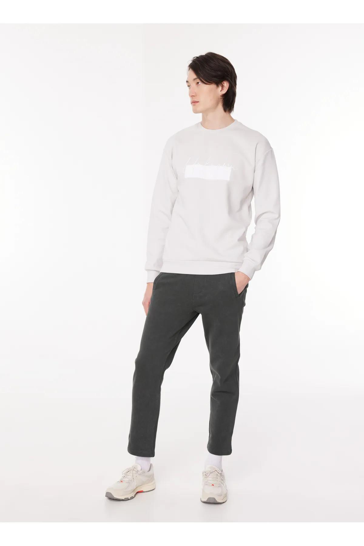 Bisiklet Yaka Göğüs Baskılı Erkek Sweatshirt