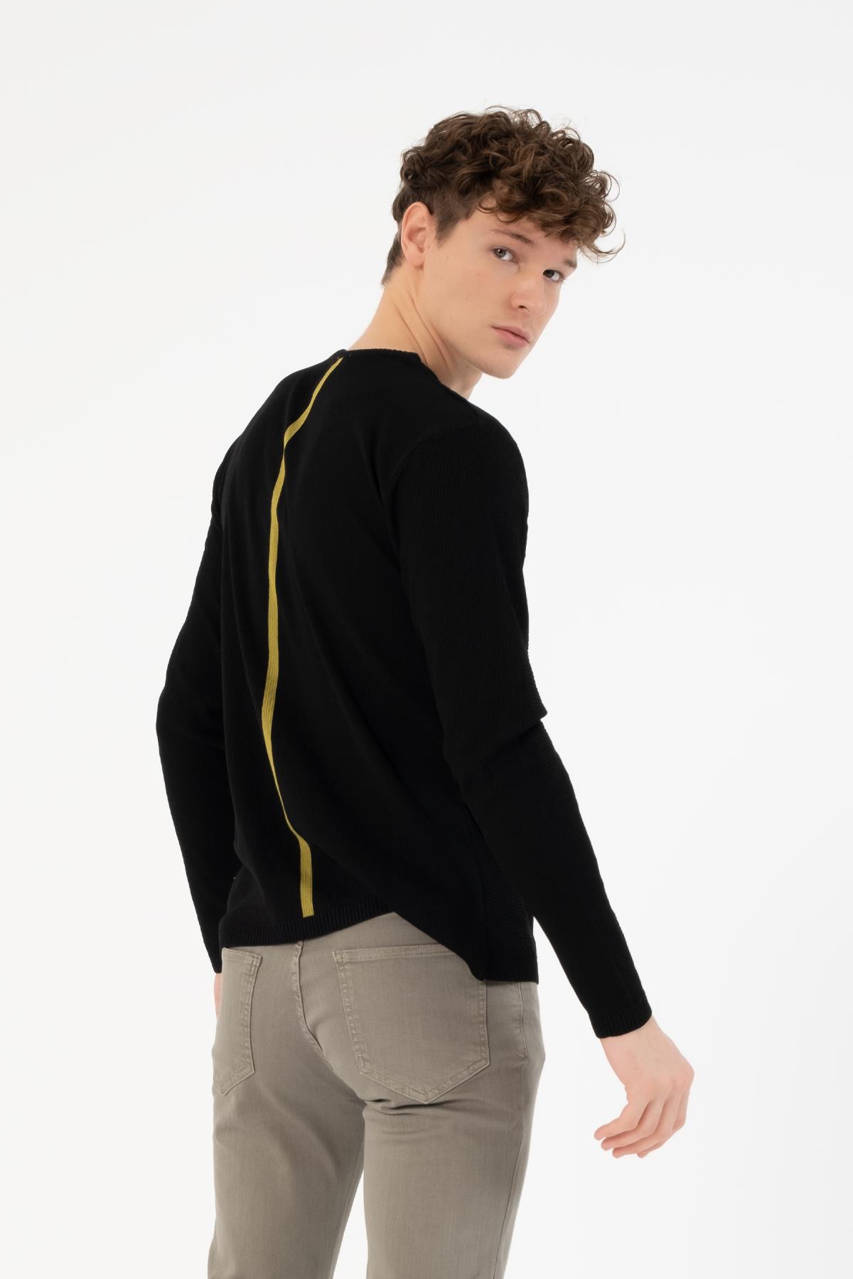 Bisiklet Yaka Slim Fit Erkek Kazak