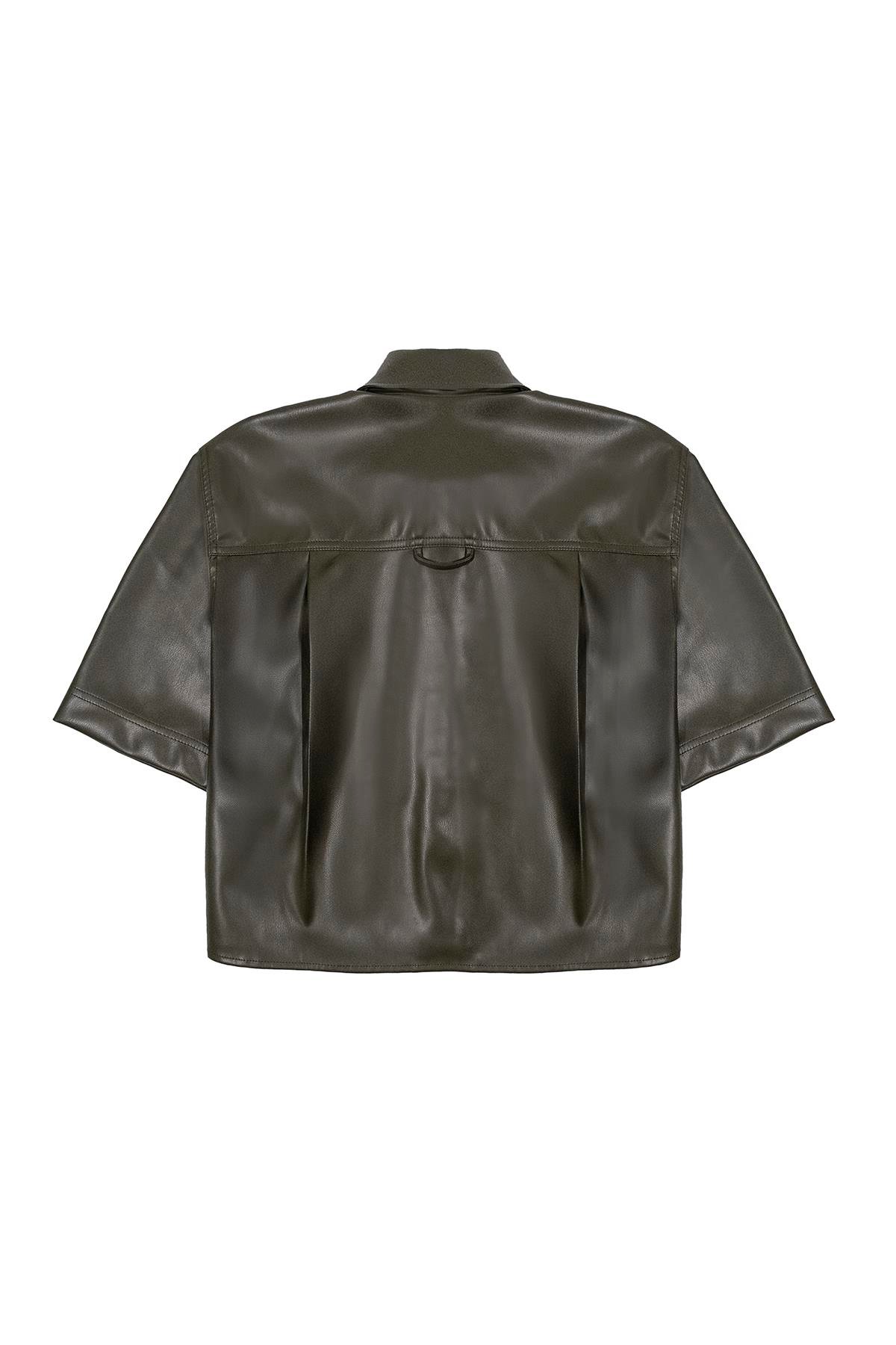 Kısa Kollu Cepli %100 Deri Kadın Gömlek