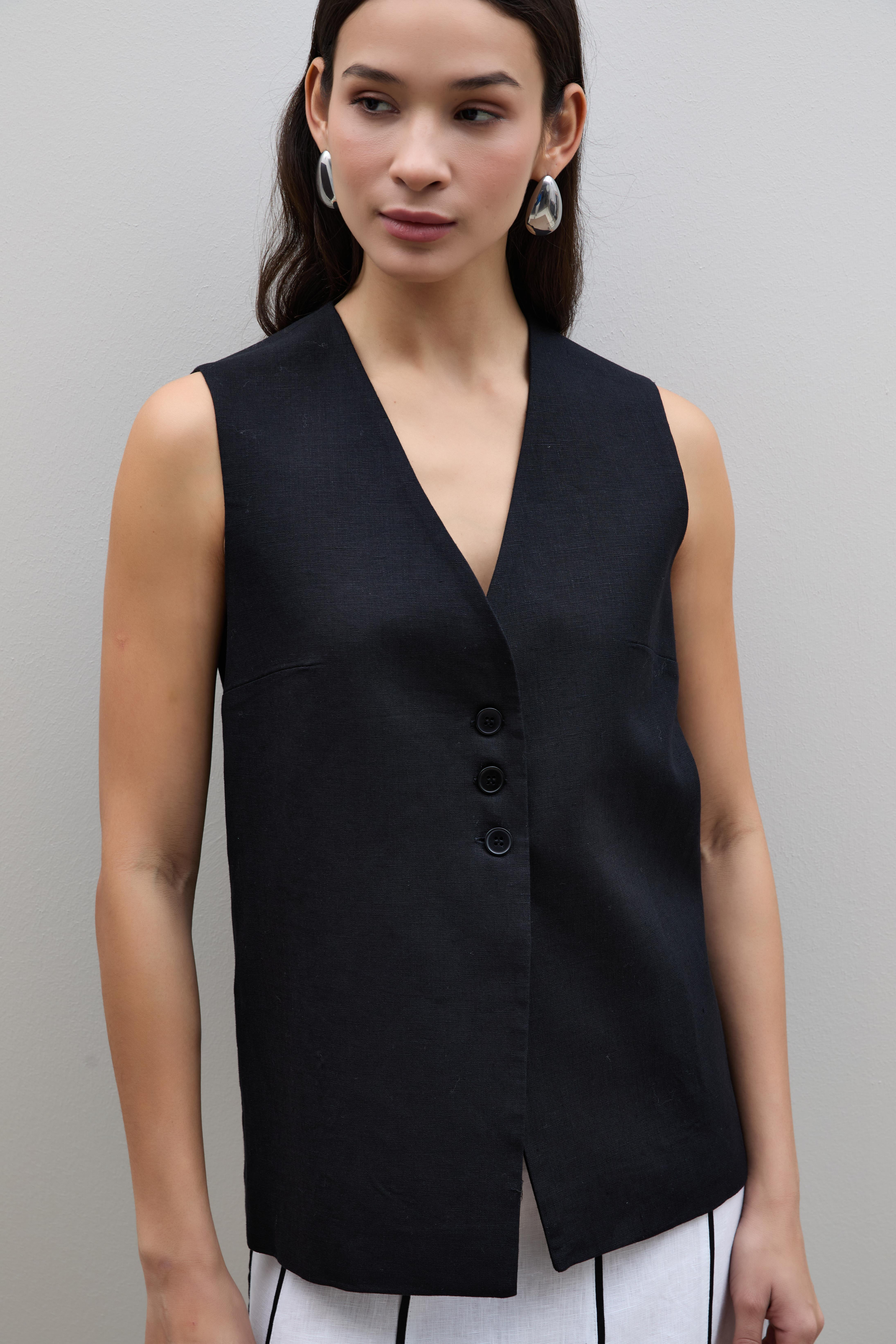 %100 Keten Düğme Detaylı Yelek