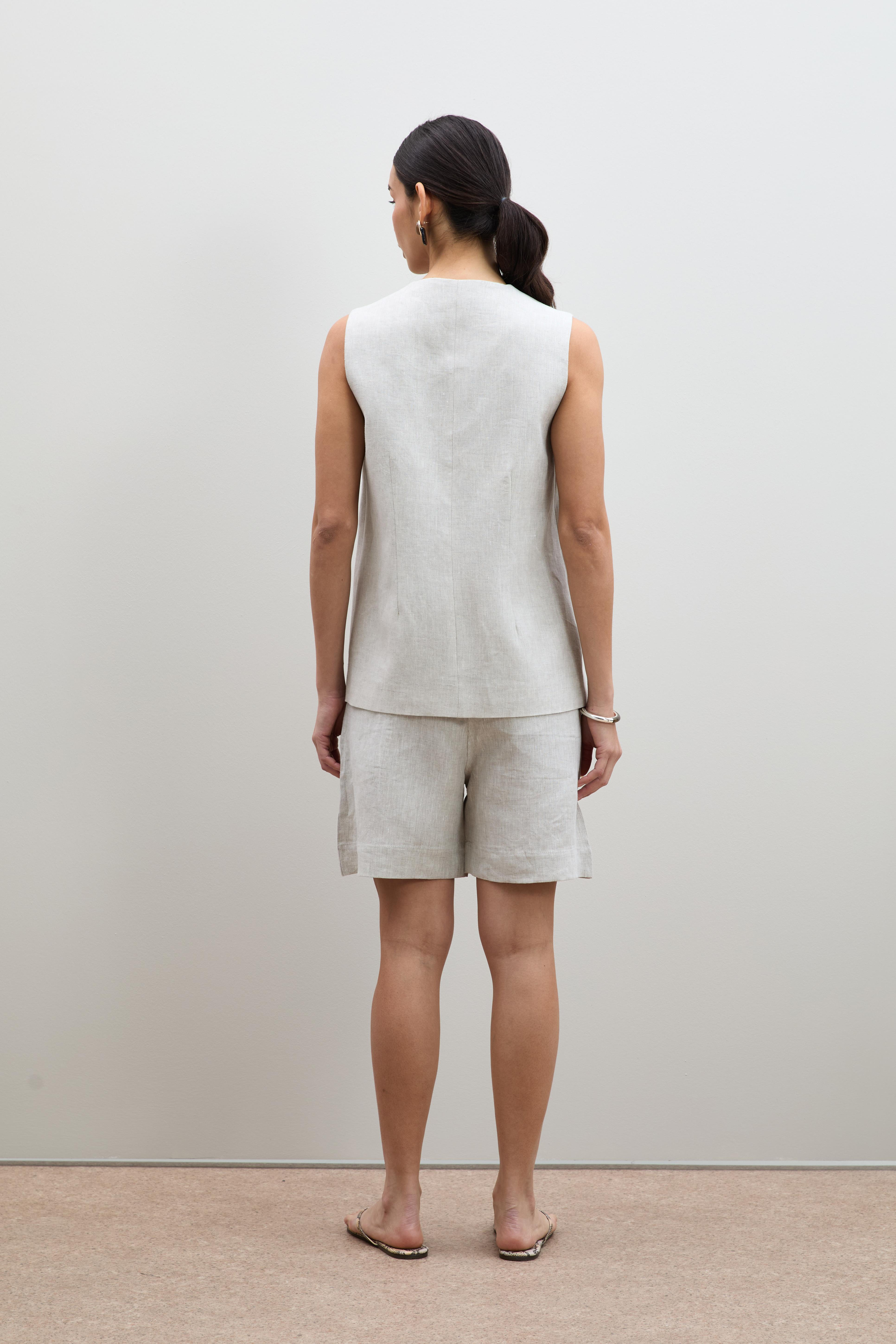 %100 Keten Düğme Detaylı Yelek