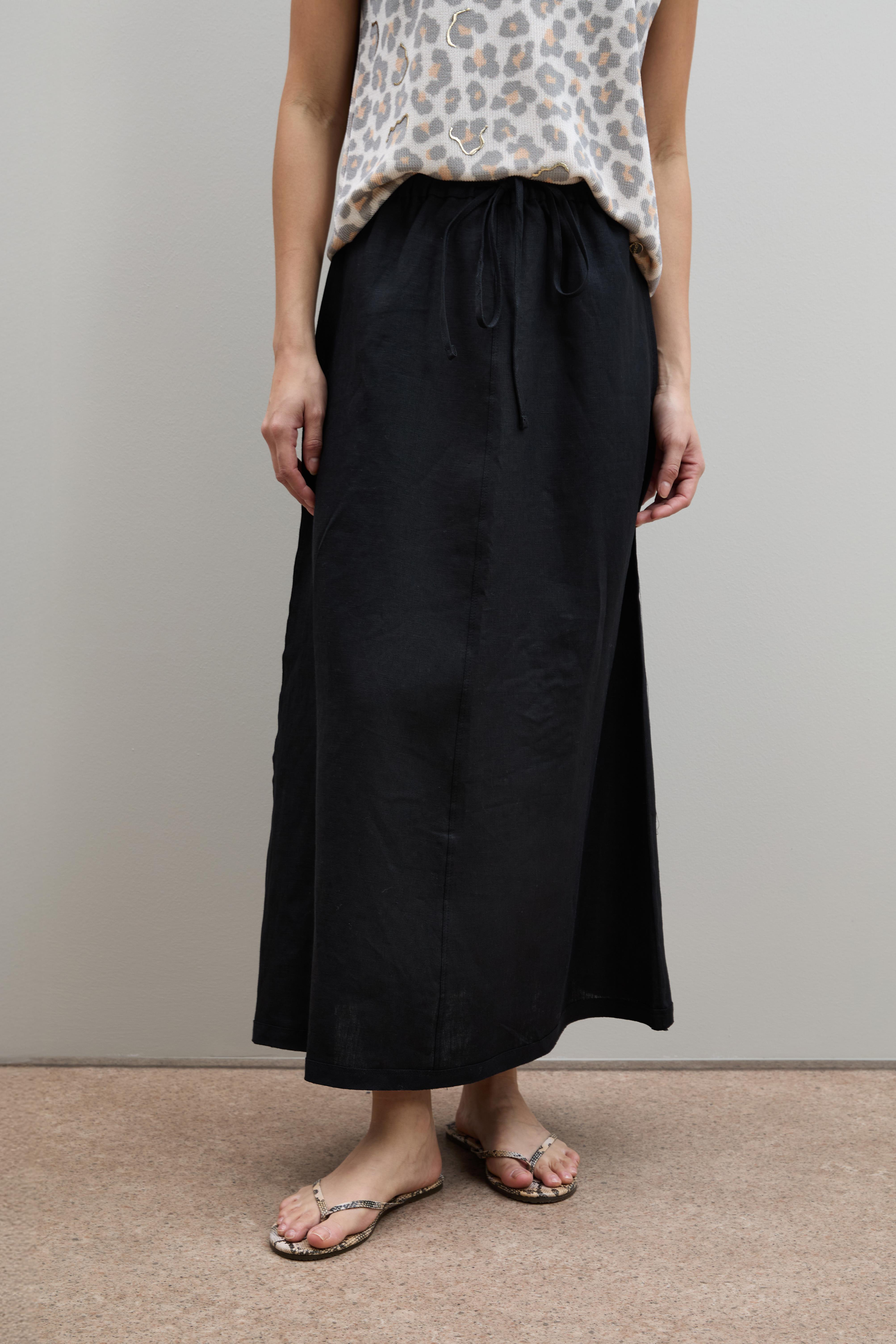 %100 Keten Sırt Detaylı Midi Elbise