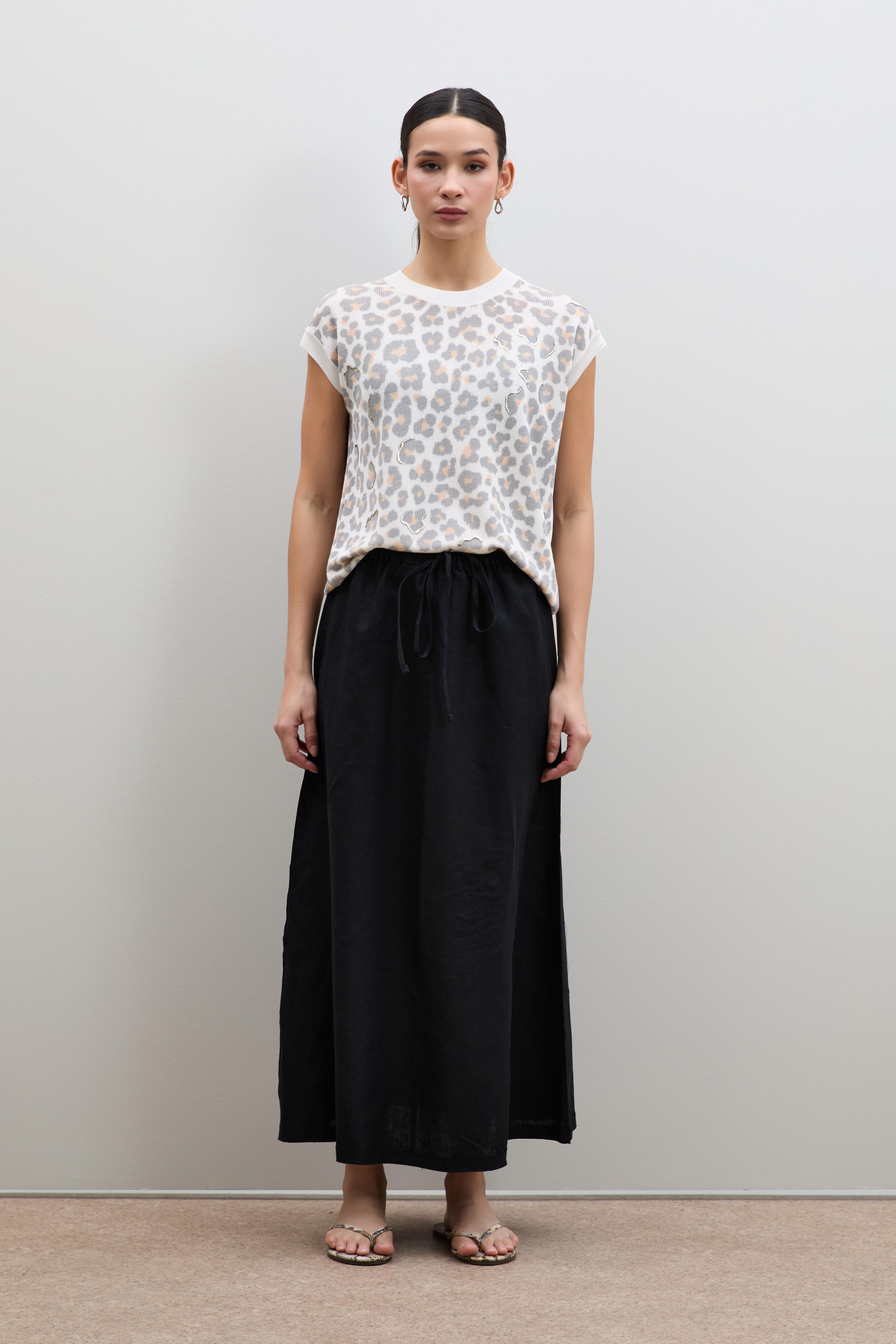 %100 Keten Sırt Detaylı Midi Elbise