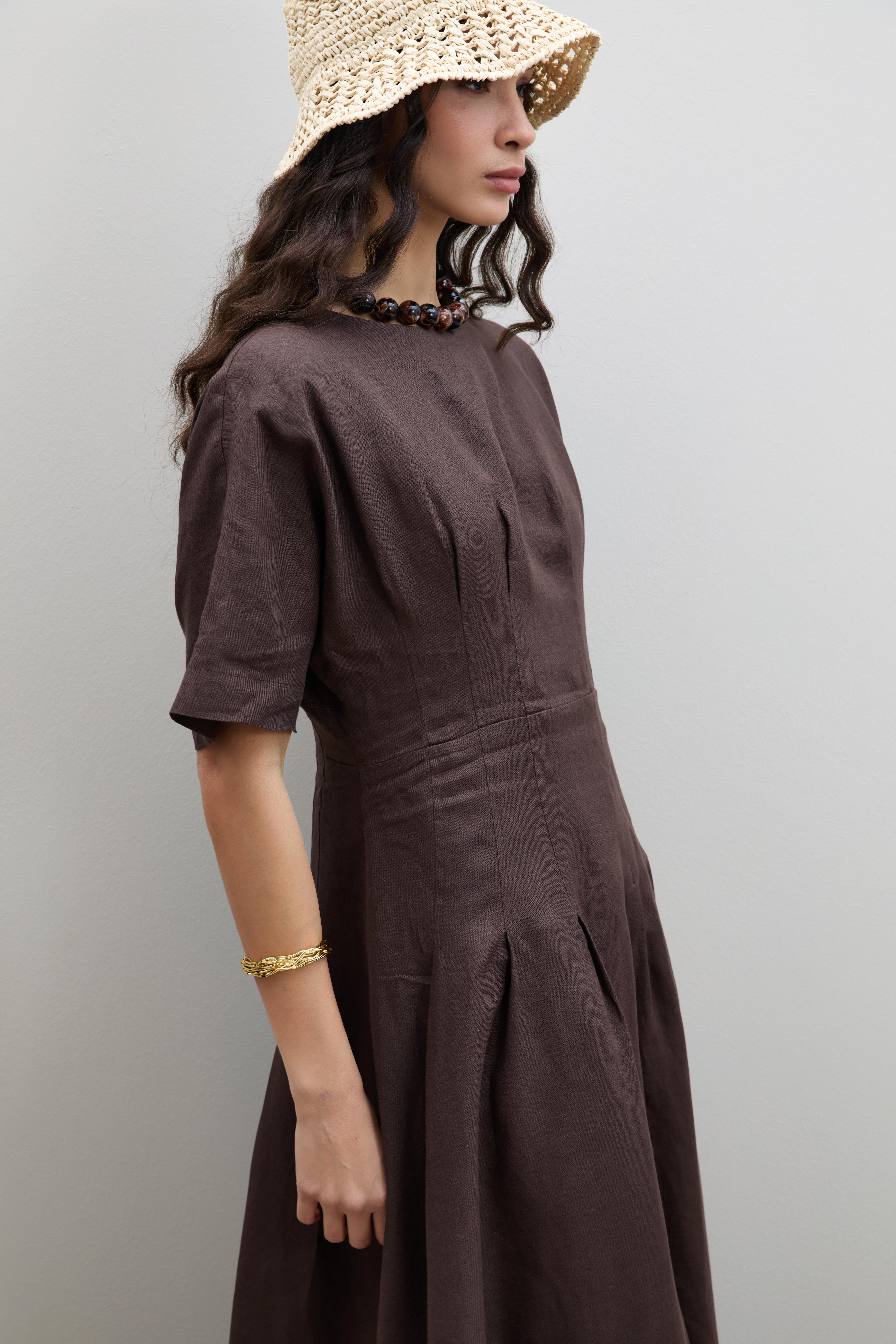 %100 Keten Pili Detaylı Elbise