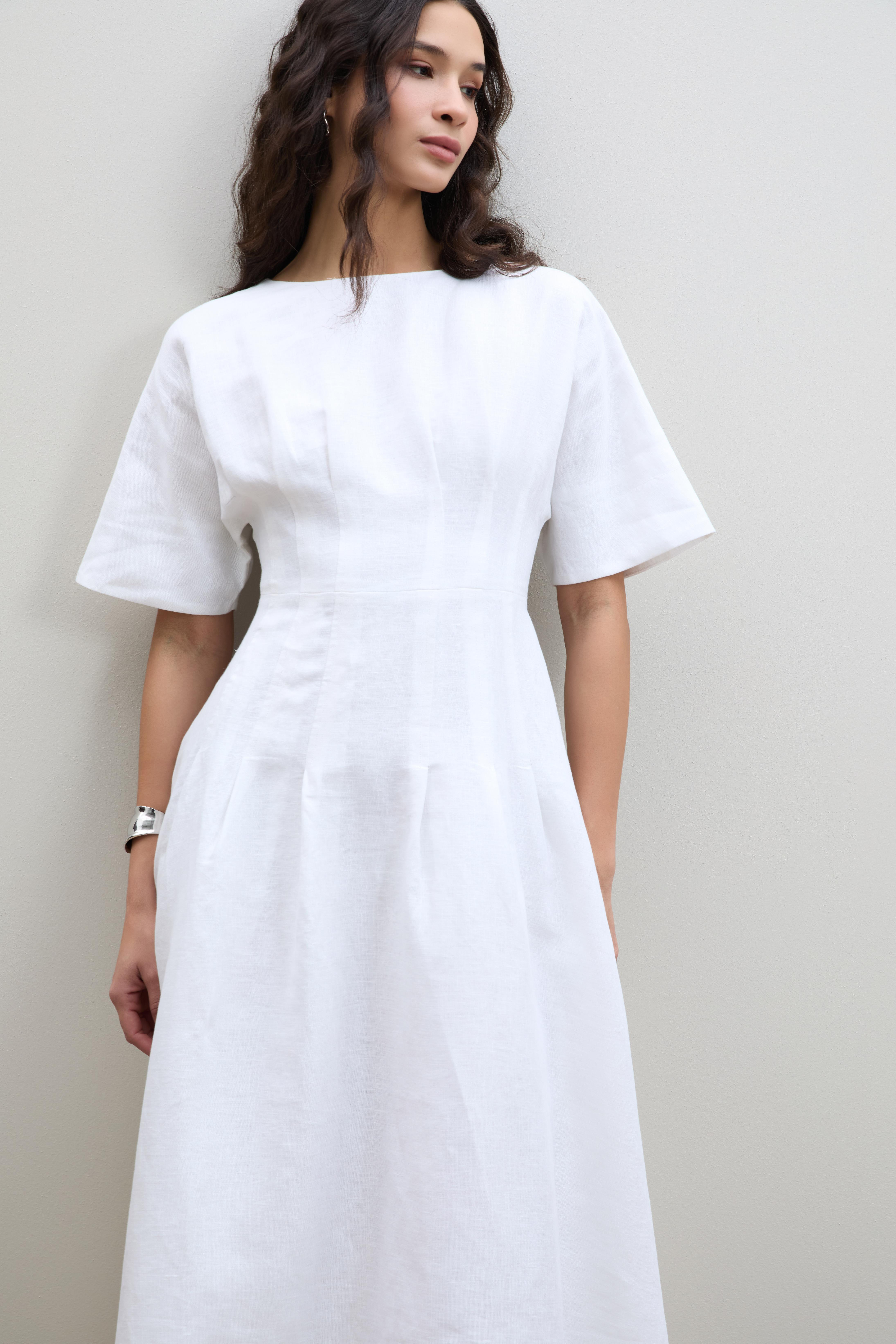 %100 Keten Pili Detaylı Elbise