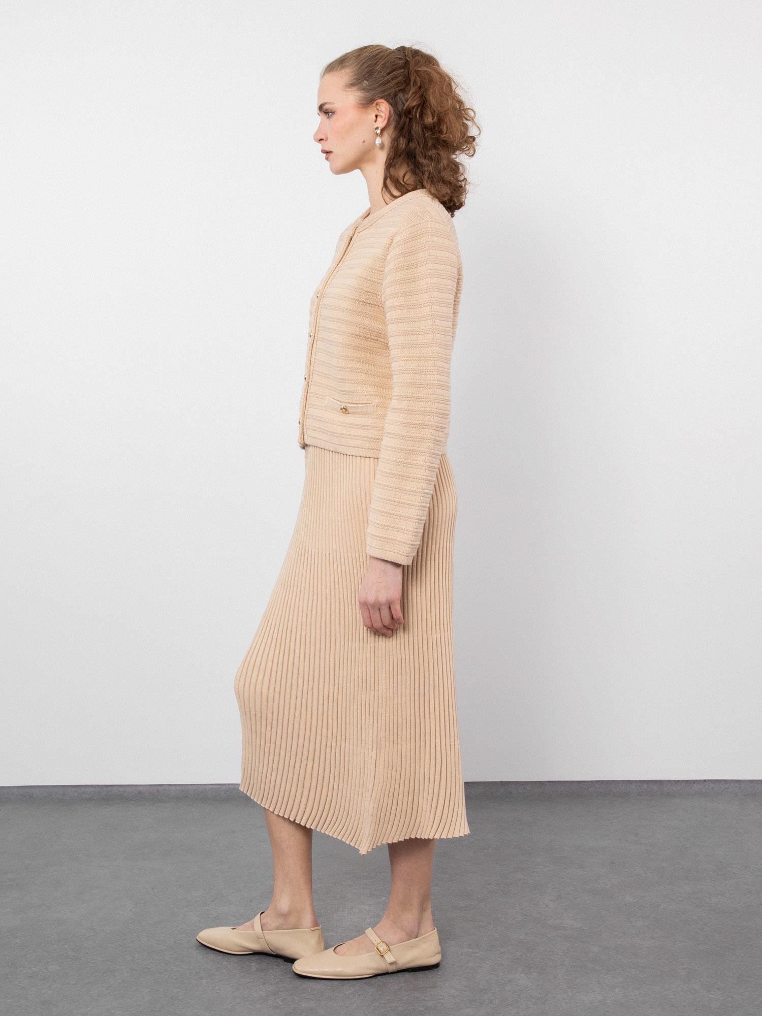 %100 Organik Pamuk Düğme Detaylı Hırka