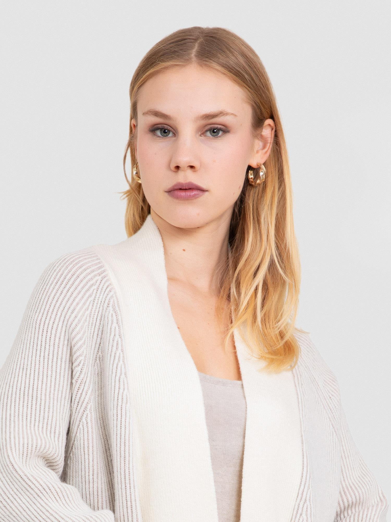 %100 Yün Fitilli Hırka