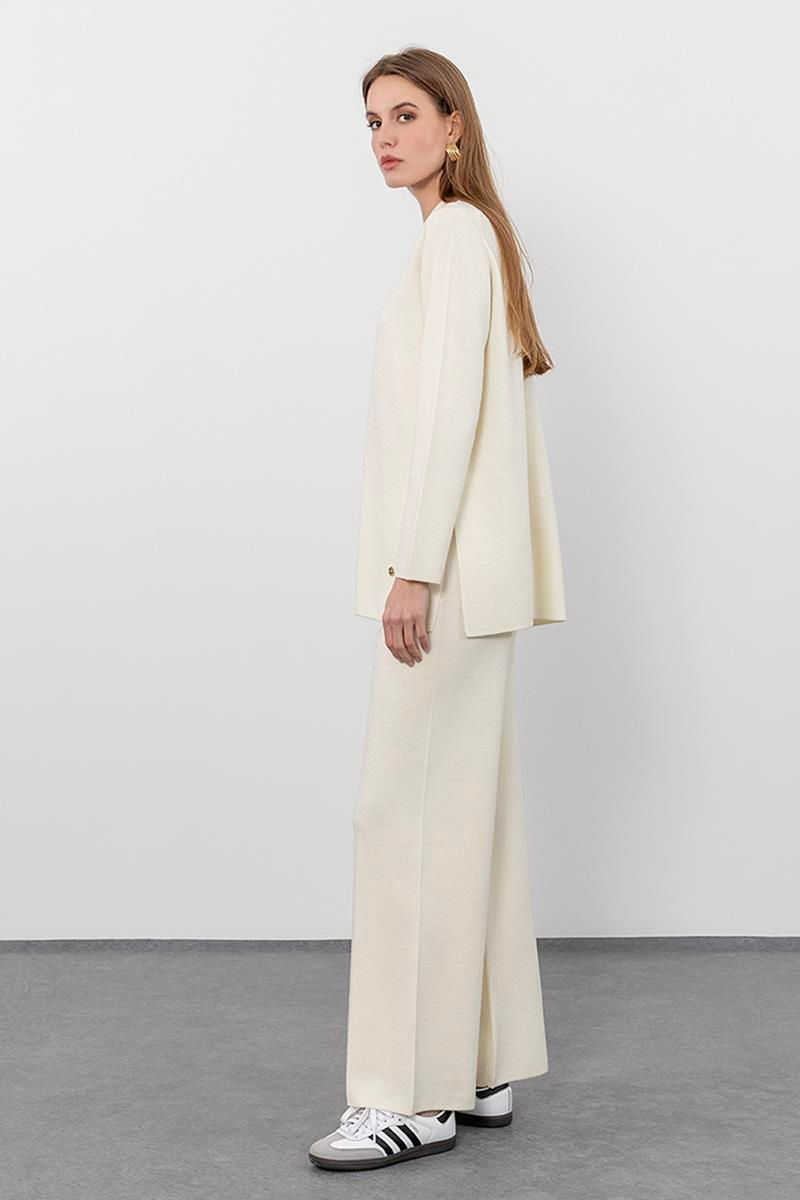 %100 Yün Yırtmaç Detaylı Bisiklet Yaka Kazak