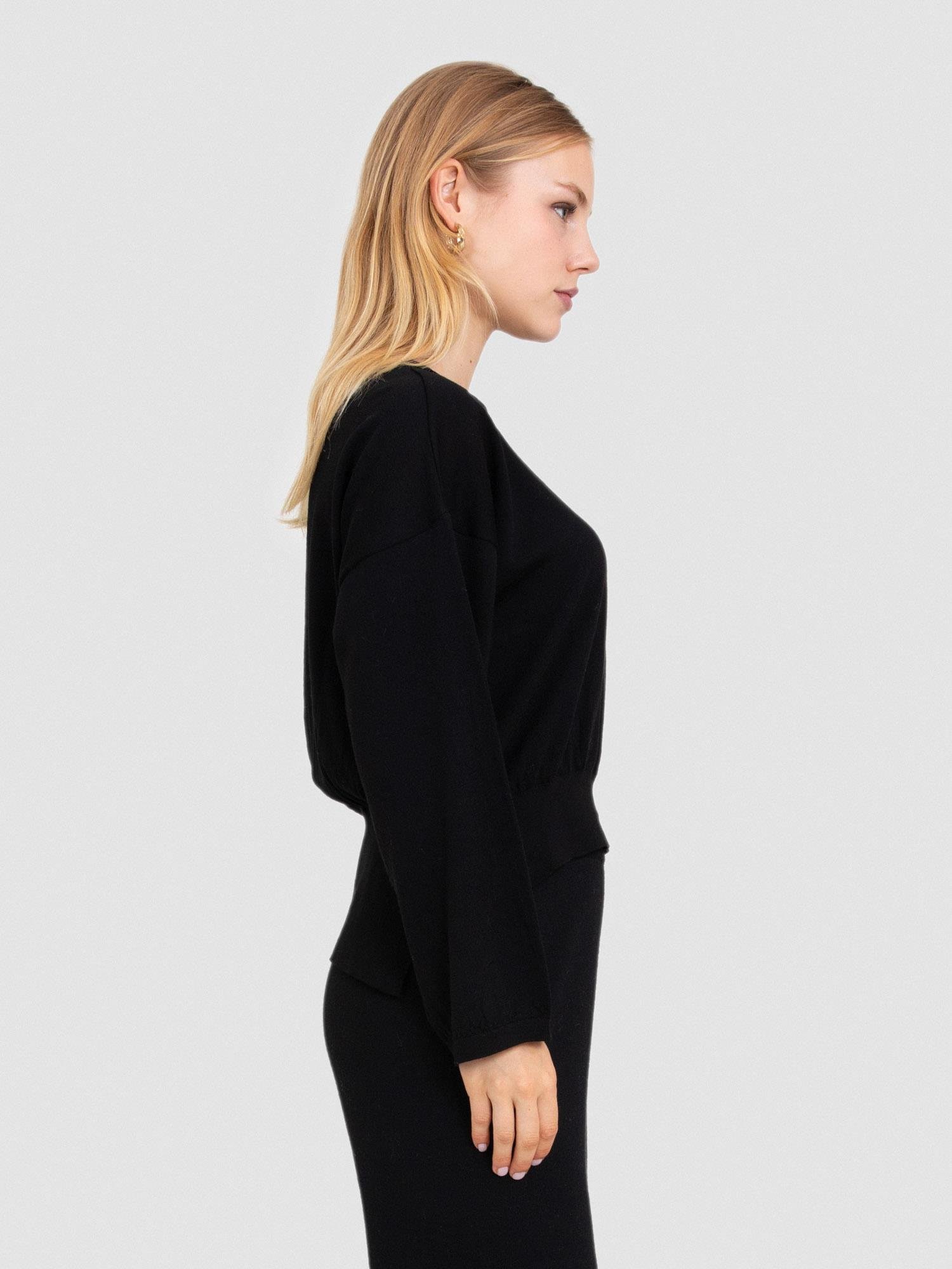 %100 Yün Yuvarlak Yaka Kazak