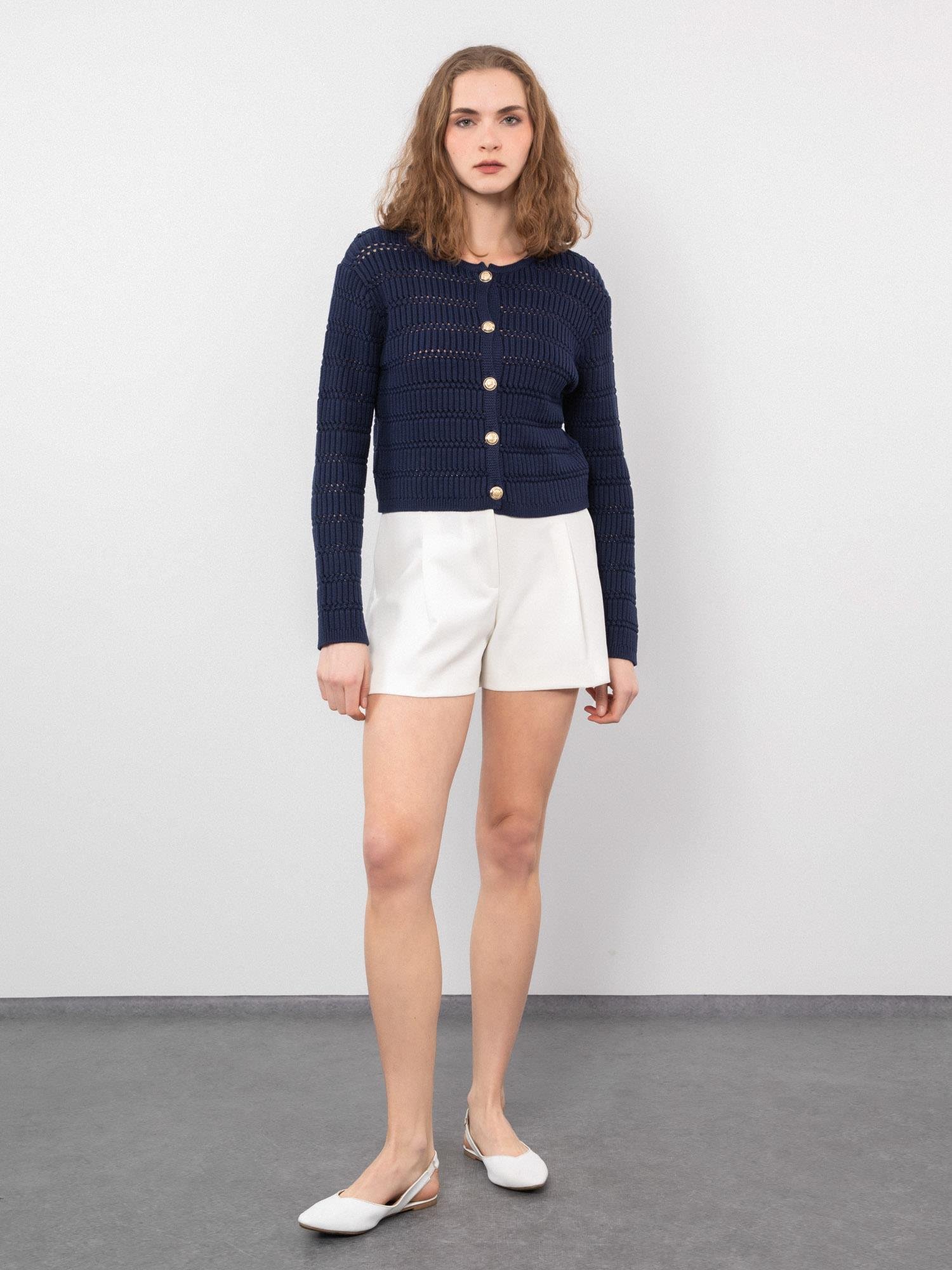 Ajurlu Düğme Detaylı Hırka