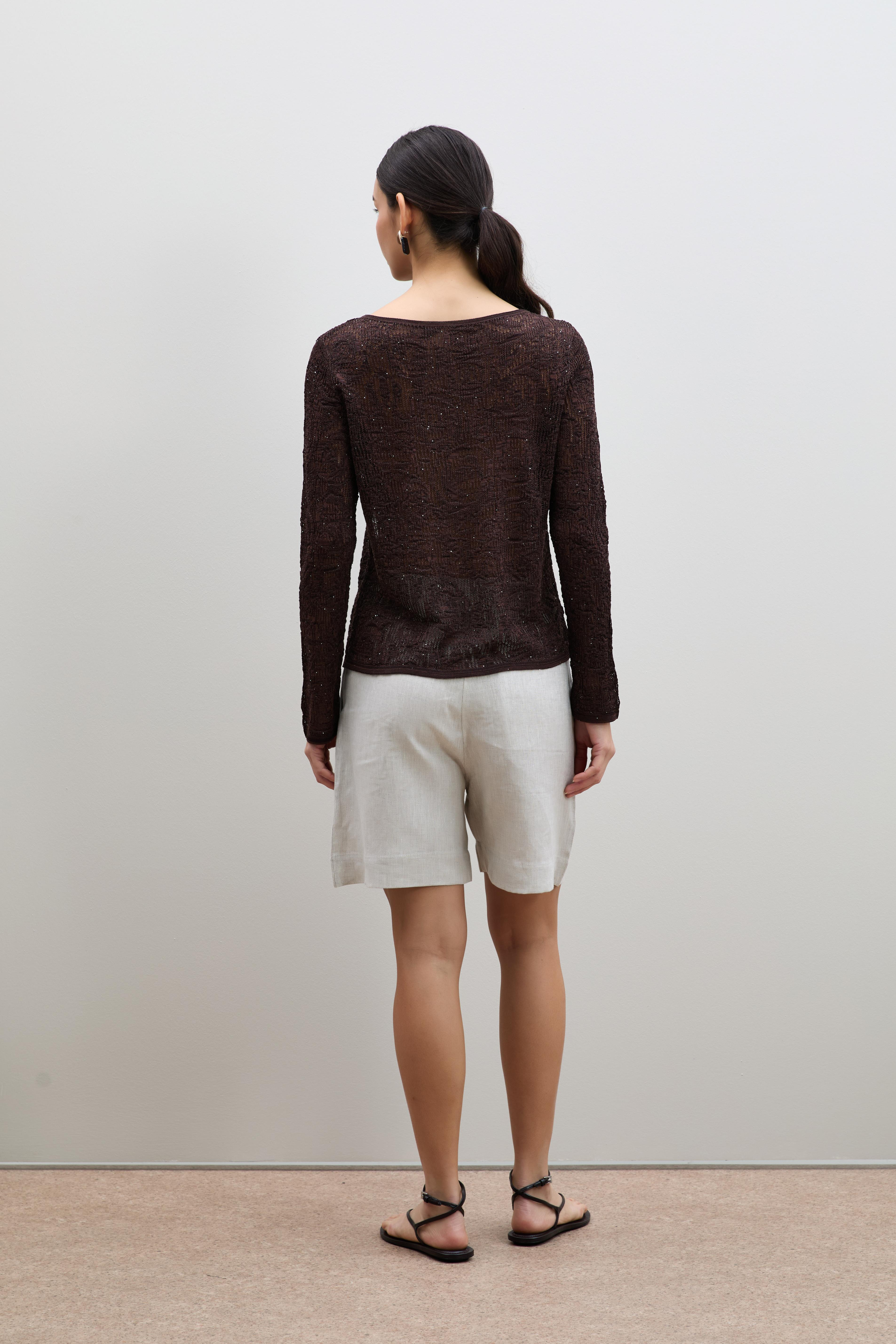 Ажурный свитер с мини-пайетками и круглым вырезом