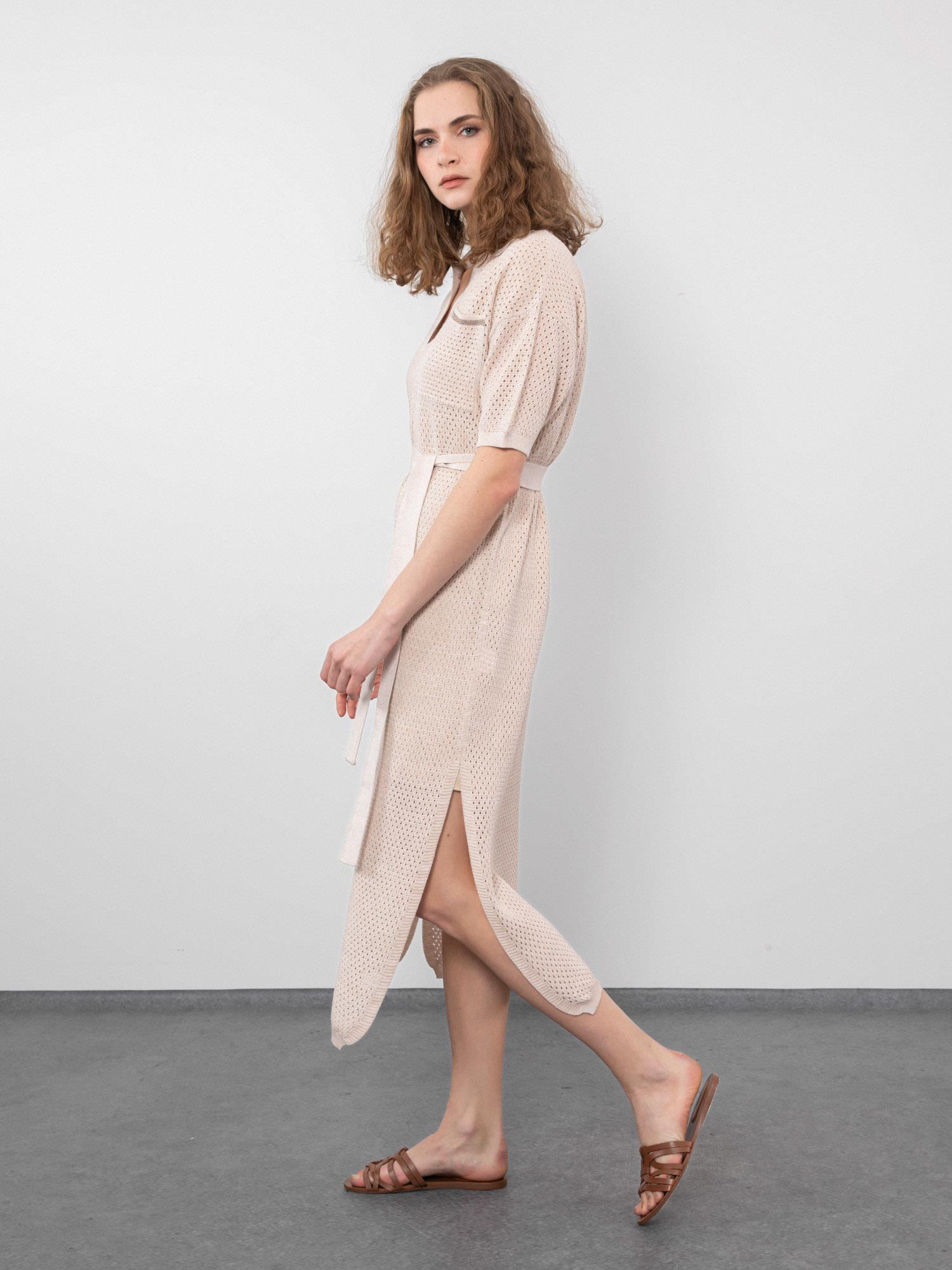 Ajurlu Polo Yaka Kuşak Detaylı Yırtmaçlı Elbise