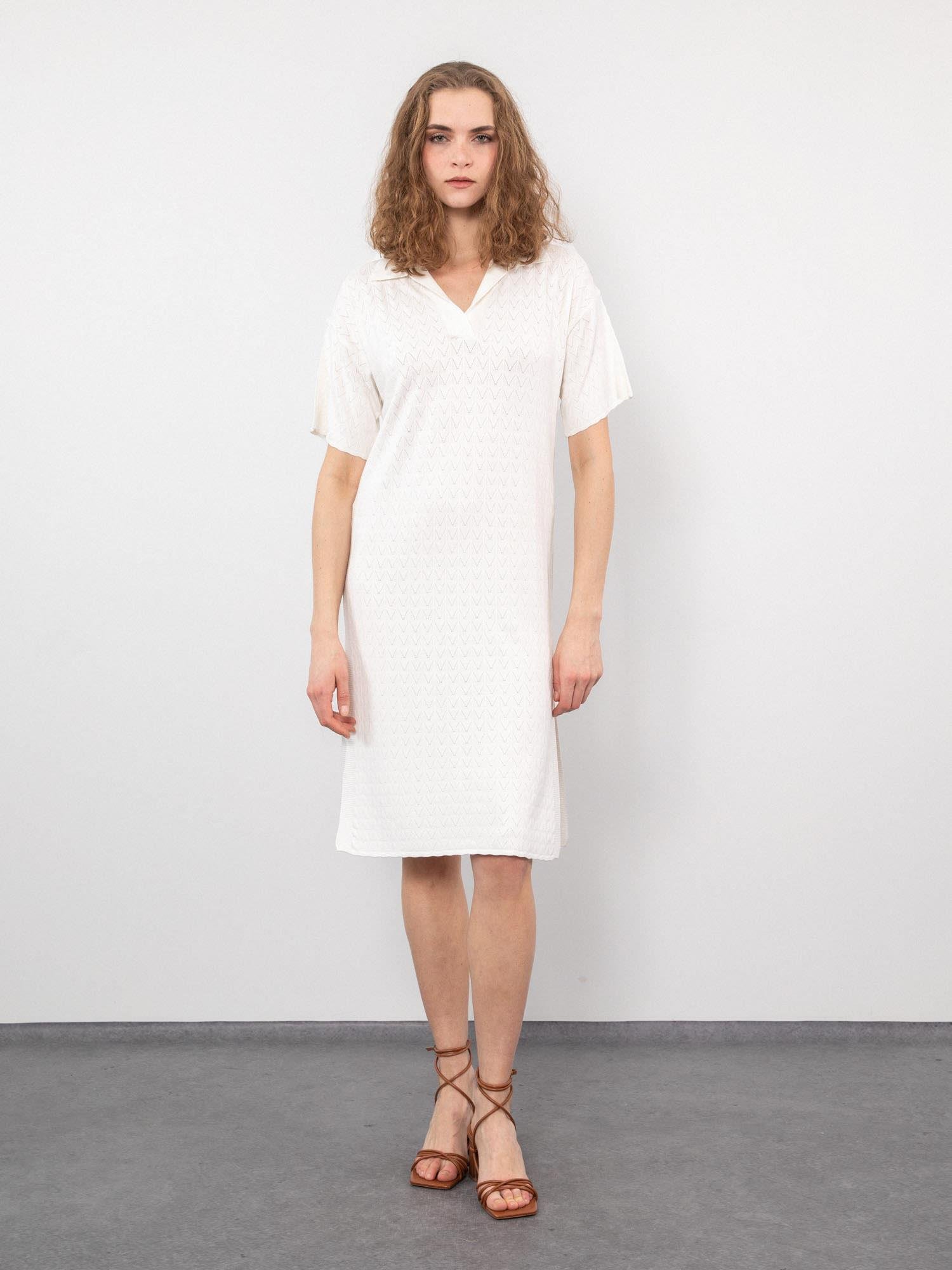 Ajurlu Polo Yaka Yırtmaç Detaylı Elbise