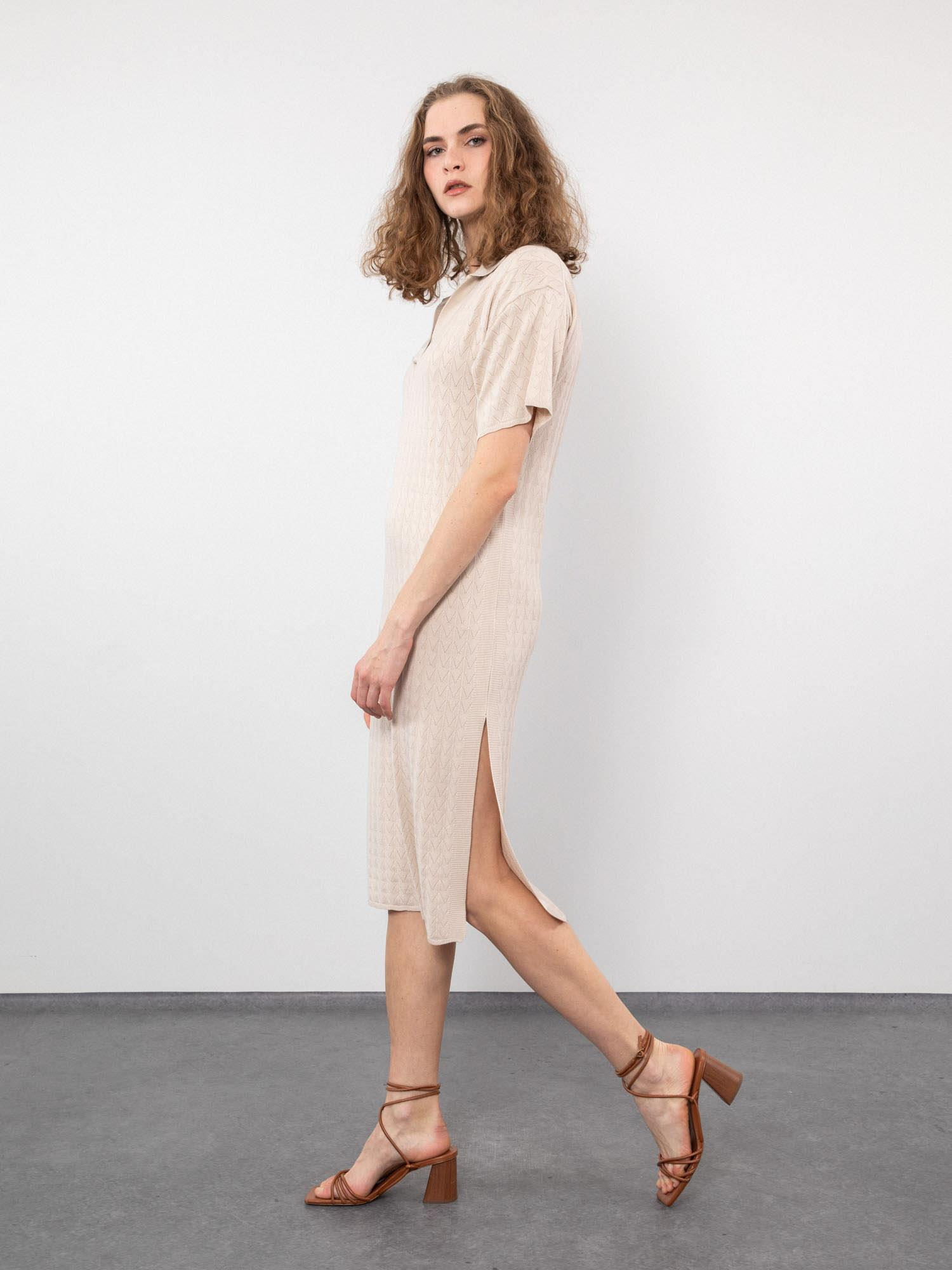 Ajurlu Polo Yaka Yırtmaç Detaylı Elbise