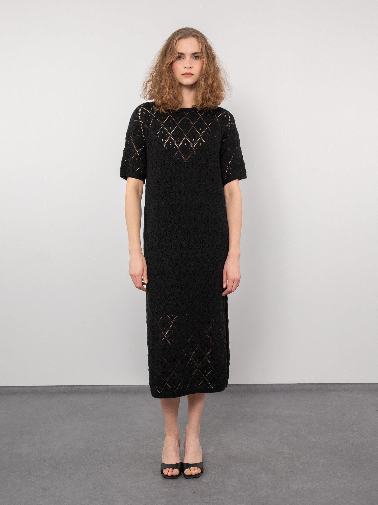 Ajurlu Yırtmaç Detaylı  Elbise