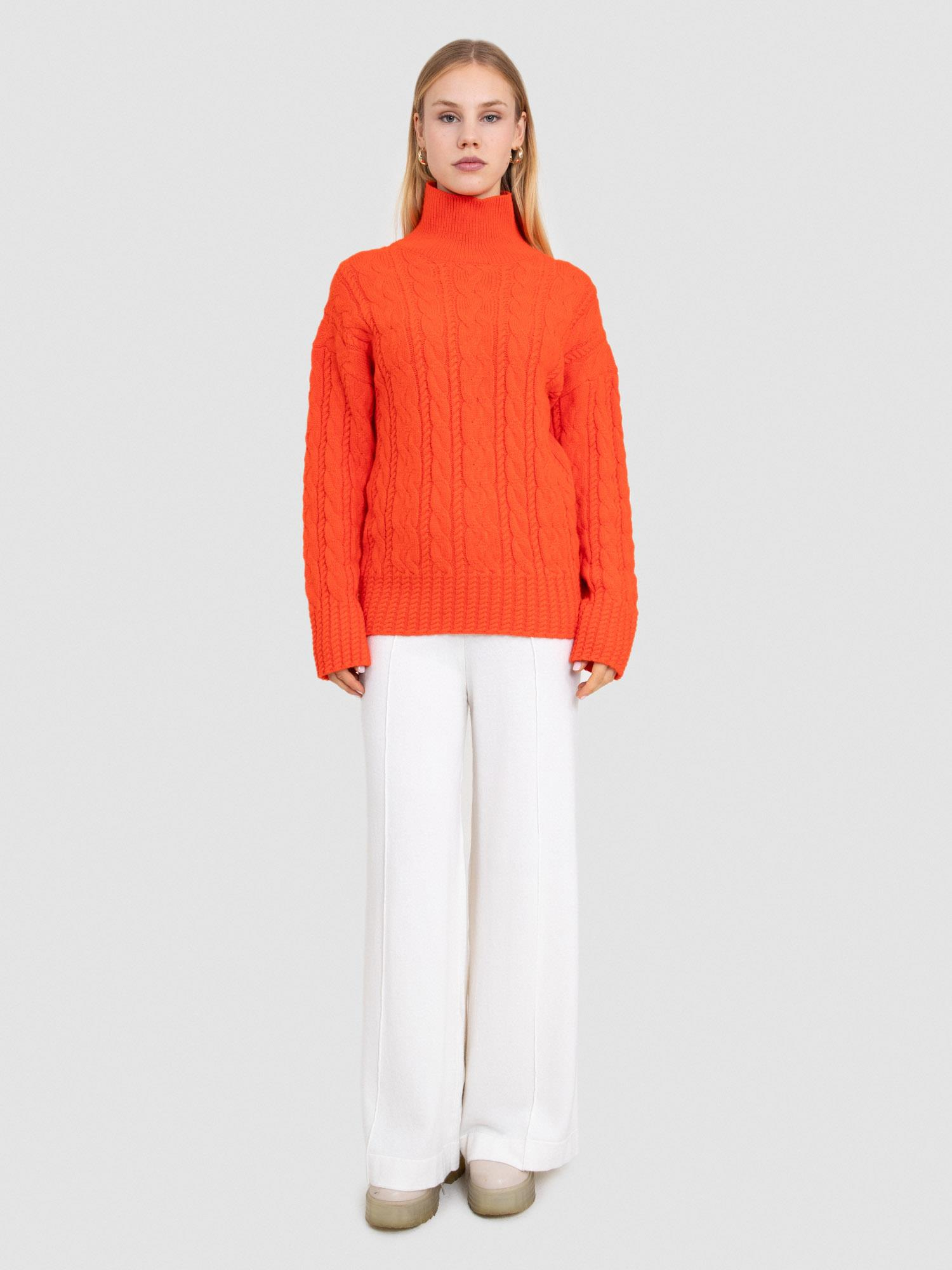 Alpaka Karışımlı Kablo Örgü Dik Yaka Kazak