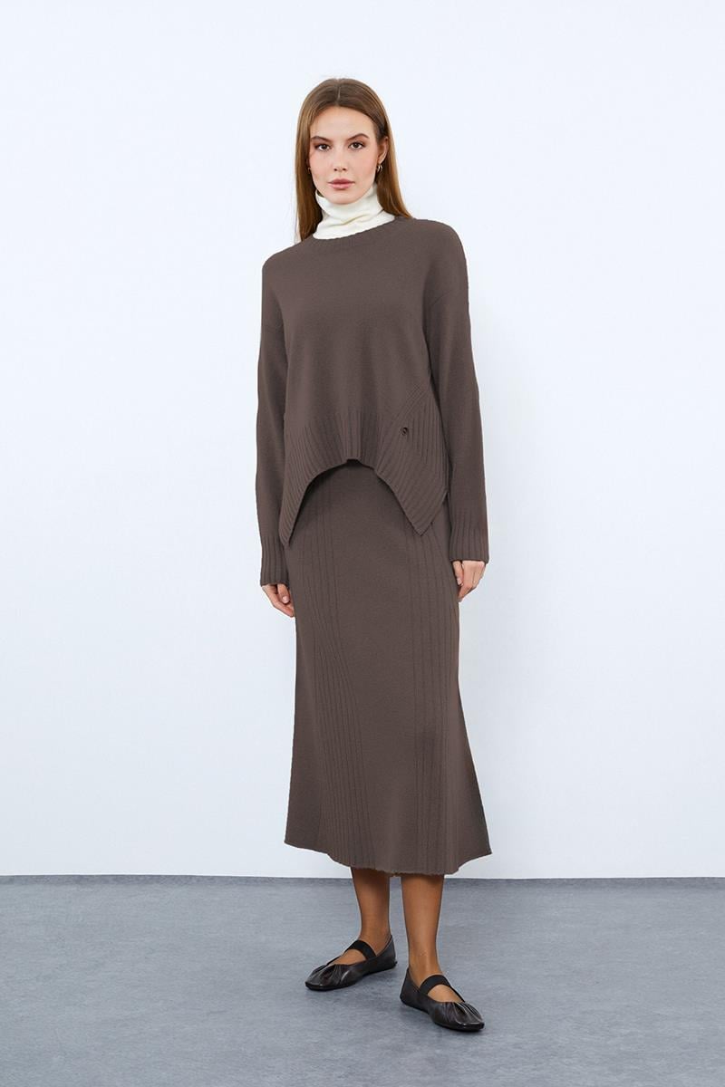 Юбка миди с деталями из смеси кашемира и шерсти.