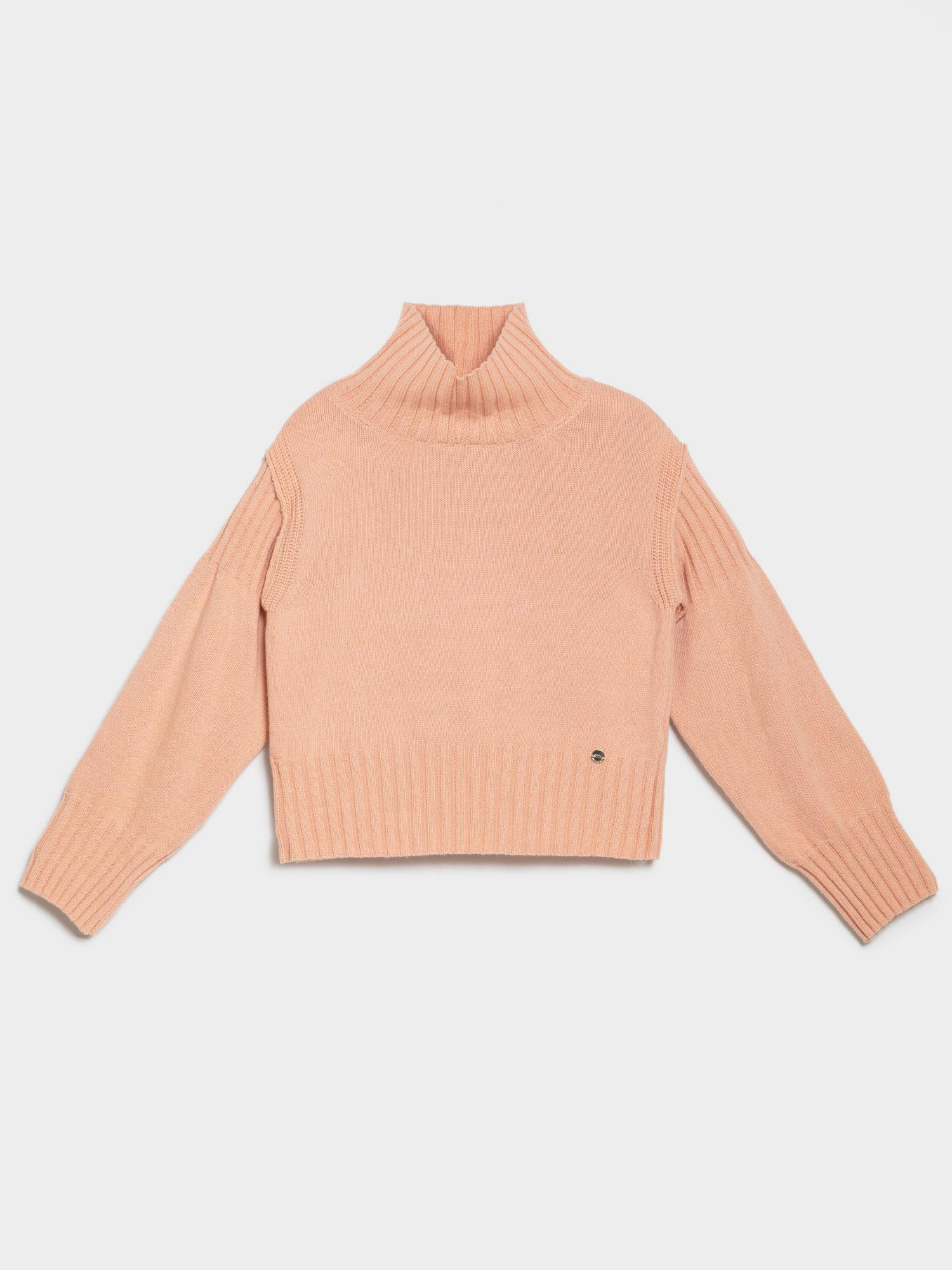 Dik Yakalı Örgü Oyunlu Kazak