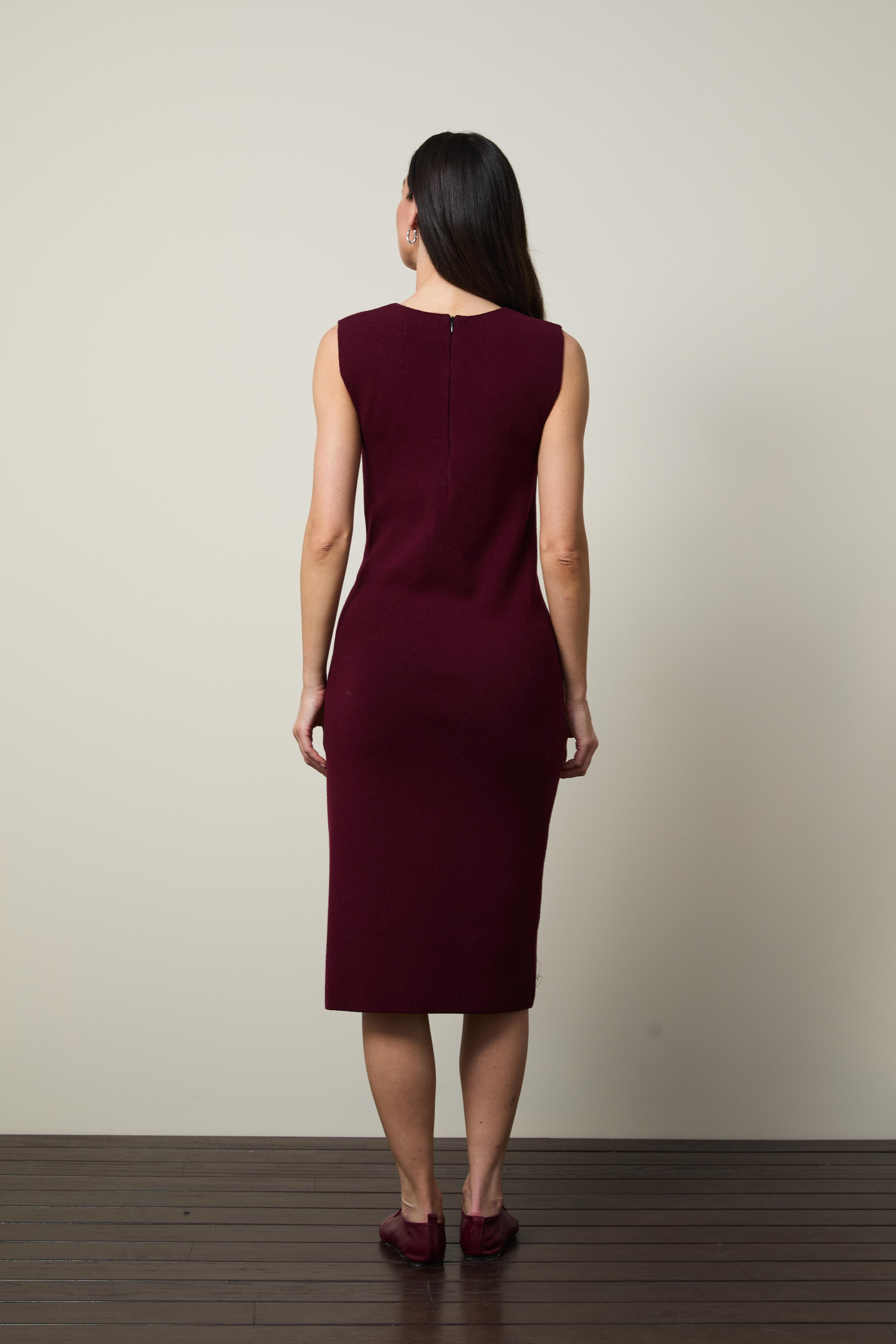 Kaşmir Karışımlı Broş Detaylı Midi Elbise