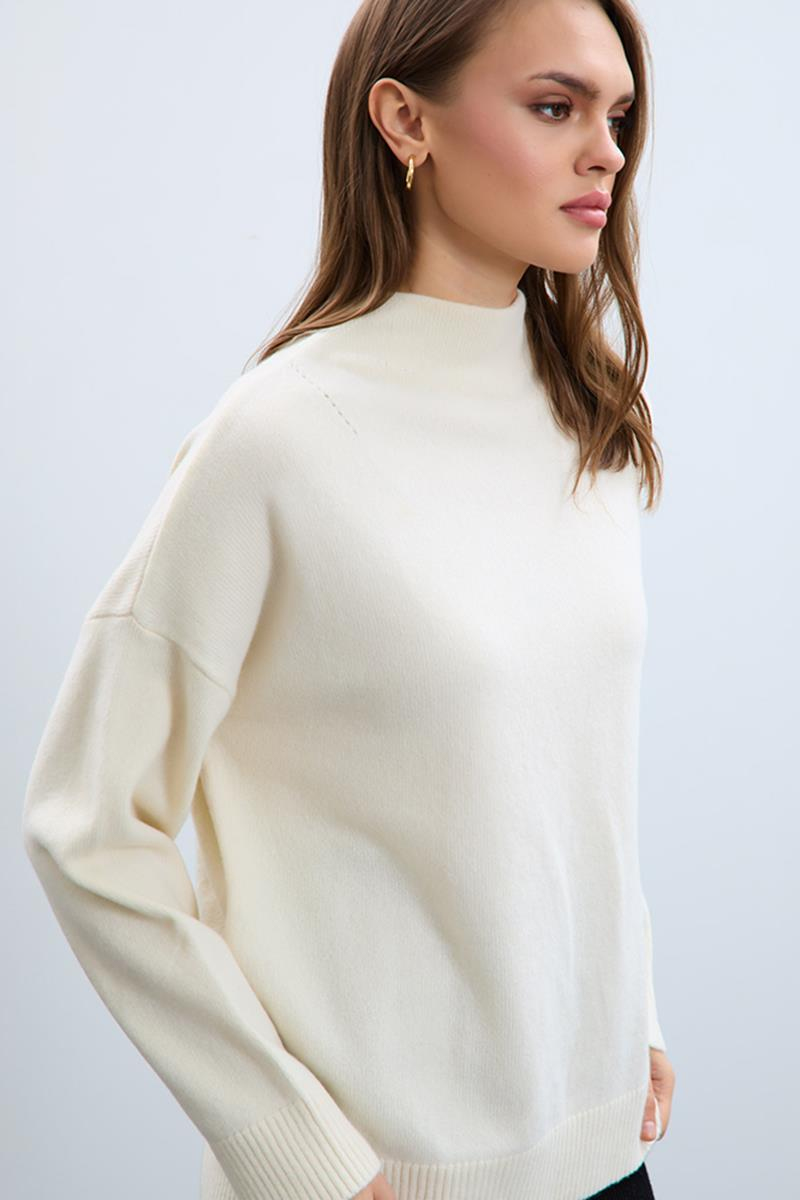 Свитер с воротником-гольф из смеси кашемира и шерсти