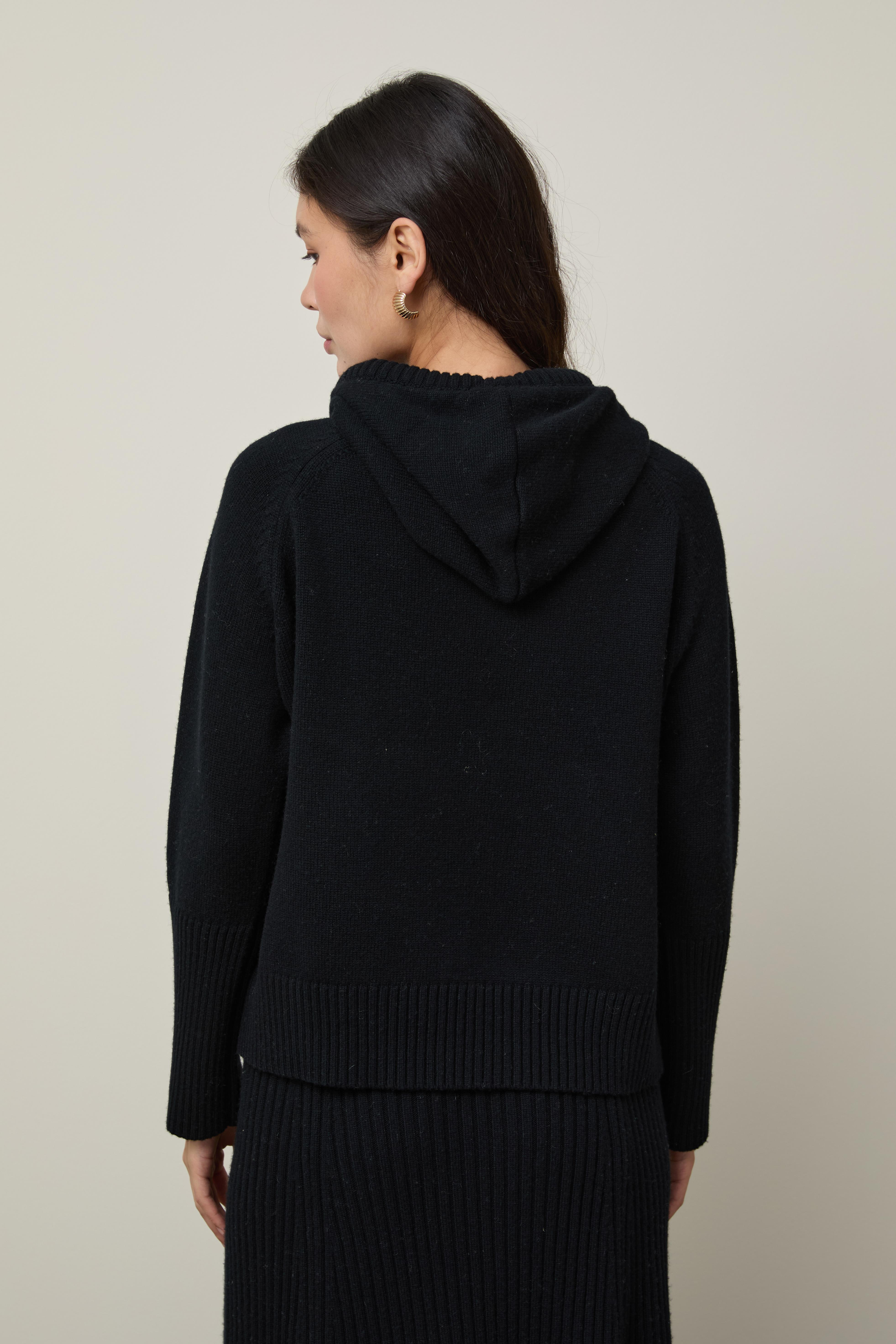 Kaşmir ve Yün Karışımlı Kapüşonlu Kazak